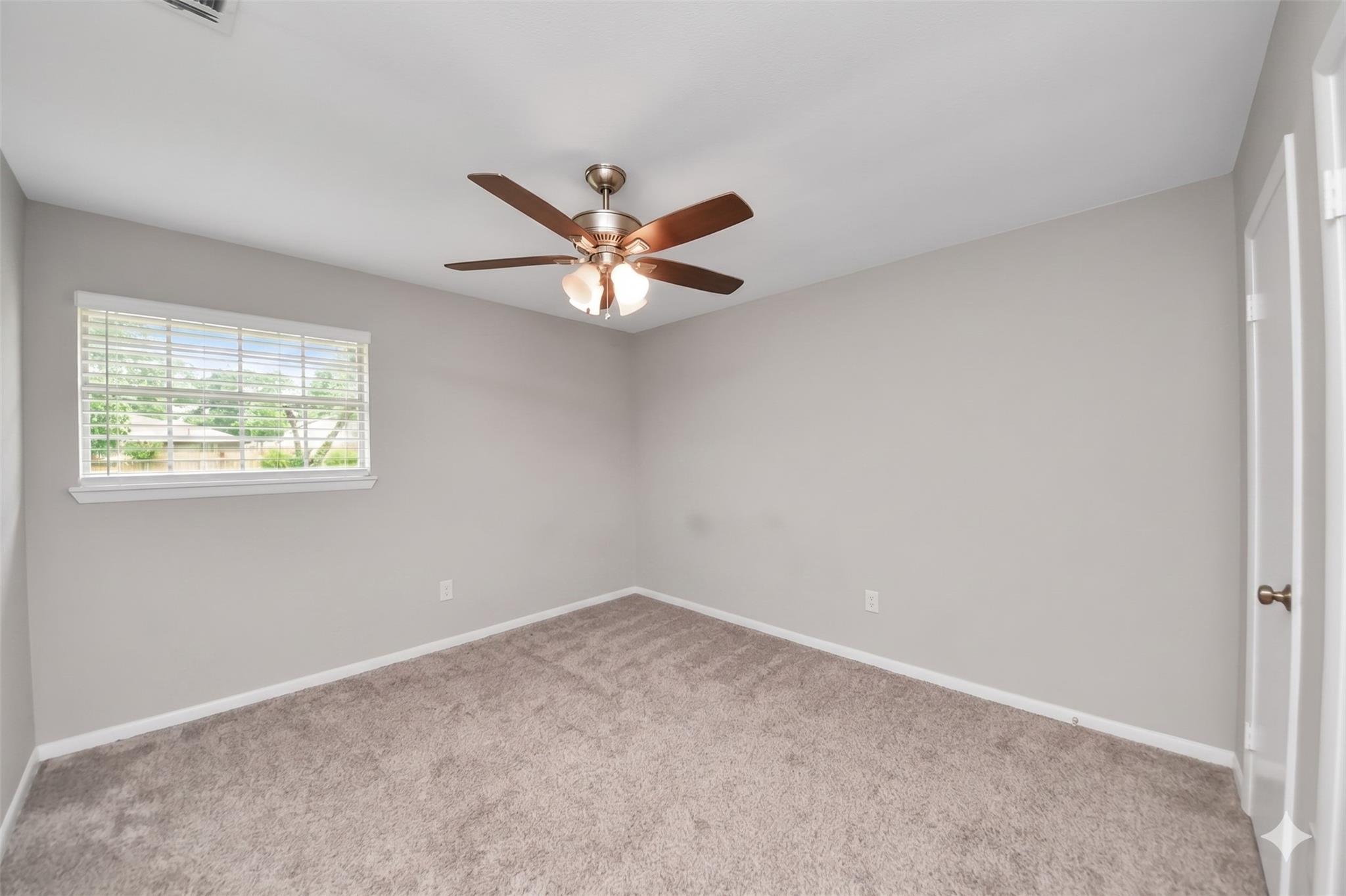 5815 Effingham Drive, Houston Tx 77035 Property Photo 26