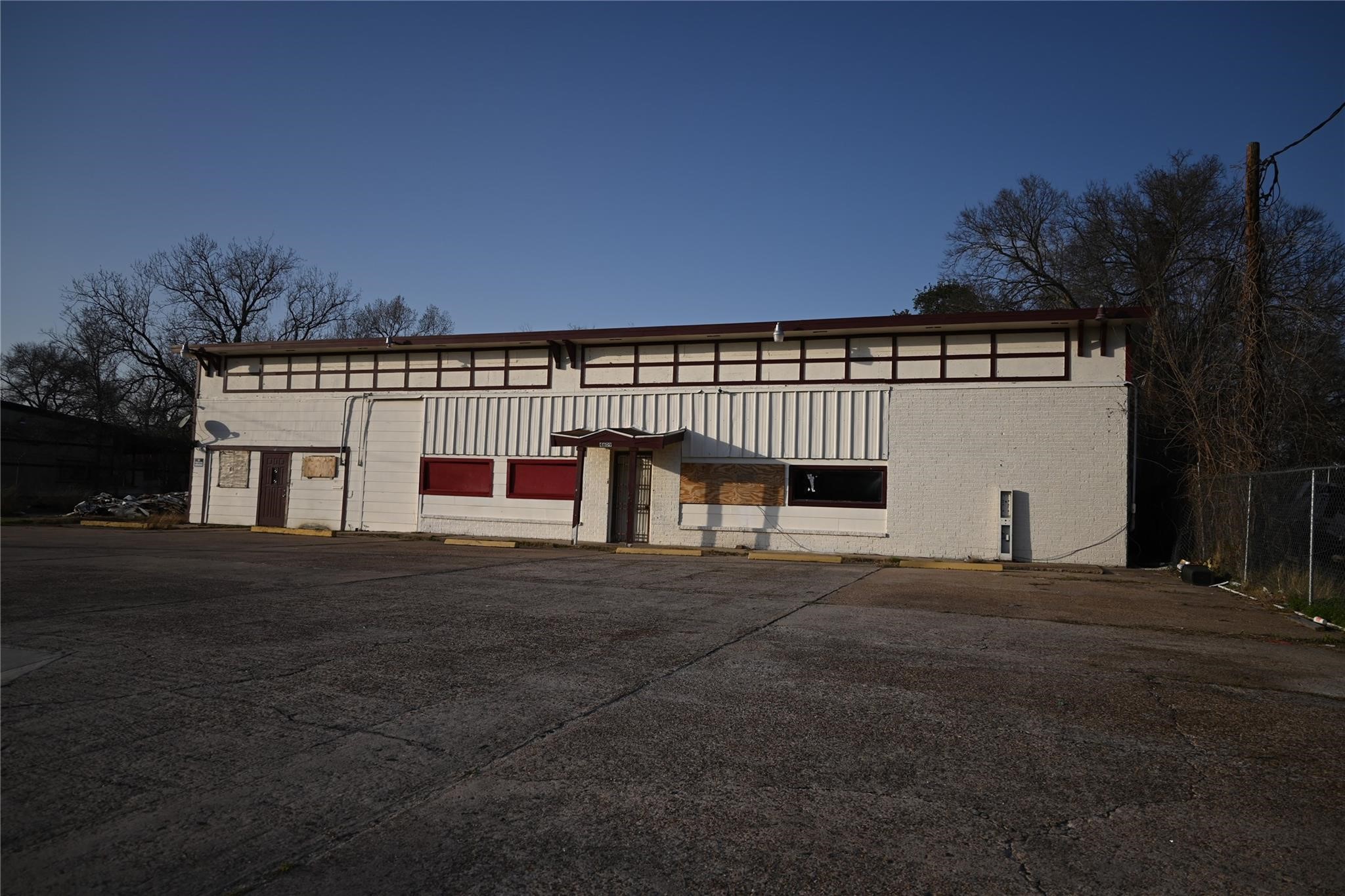 4609 Laura Koppe Road Property Photo 1