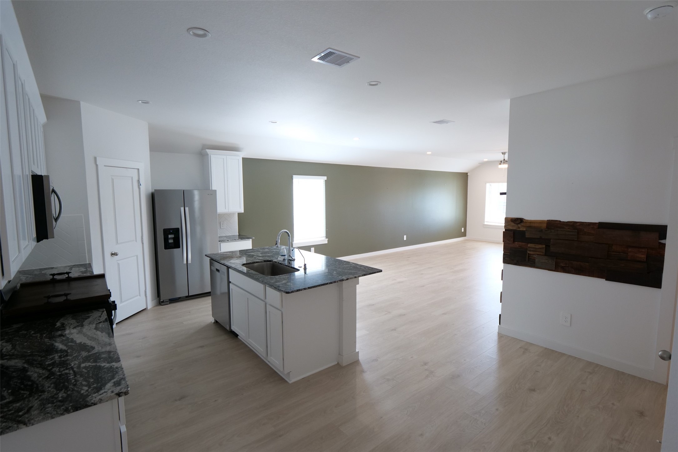 1303 Lucciola Lane Property Photo 11