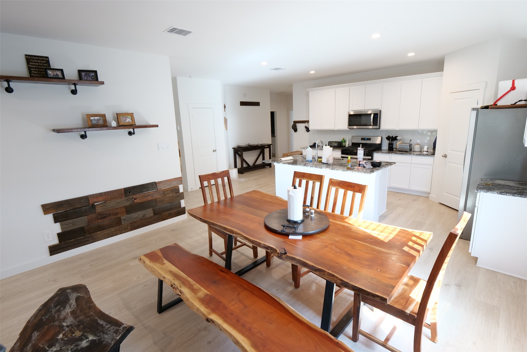 1303 Lucciola Lane Property Photo 14