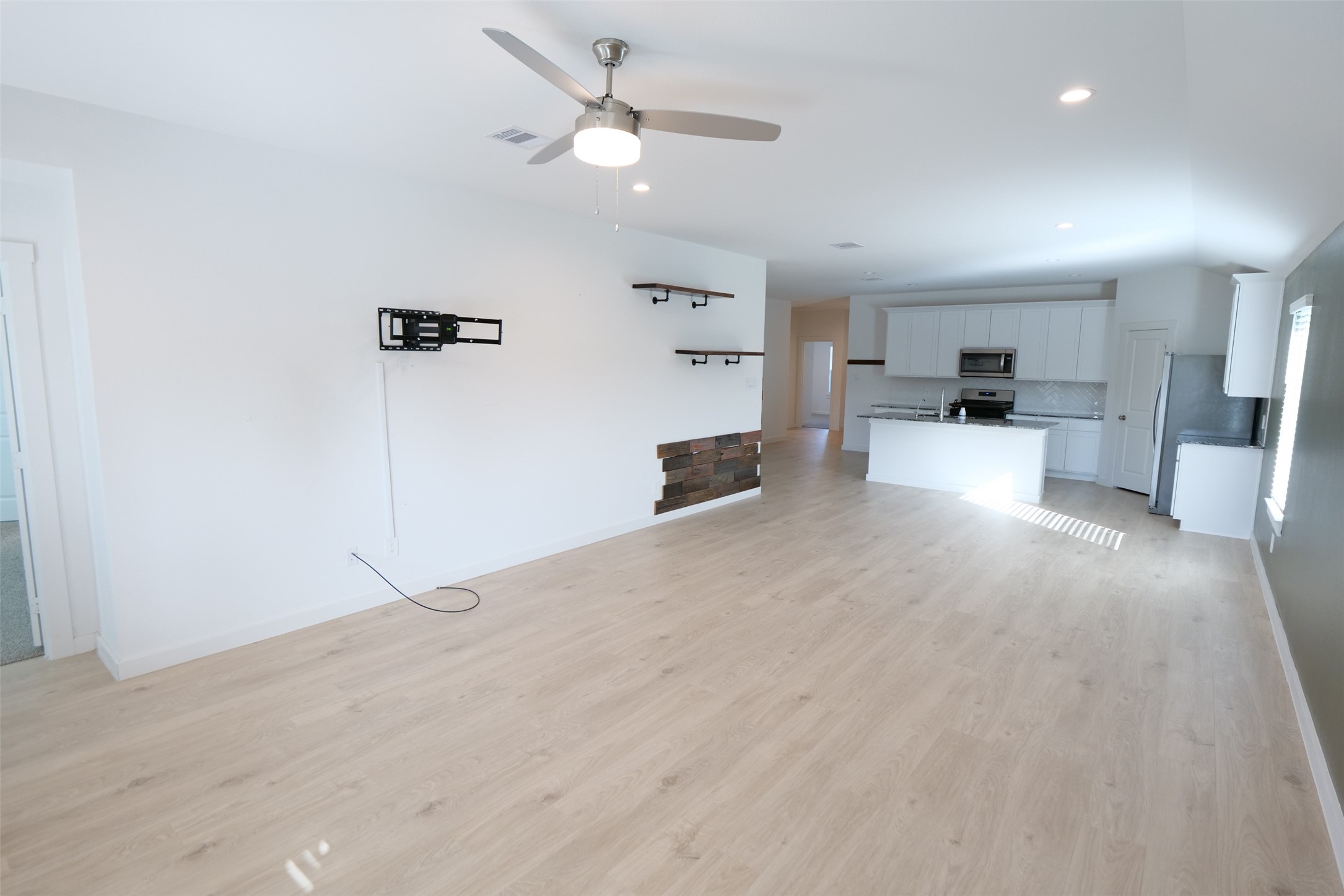 1303 Lucciola Lane Property Photo 15