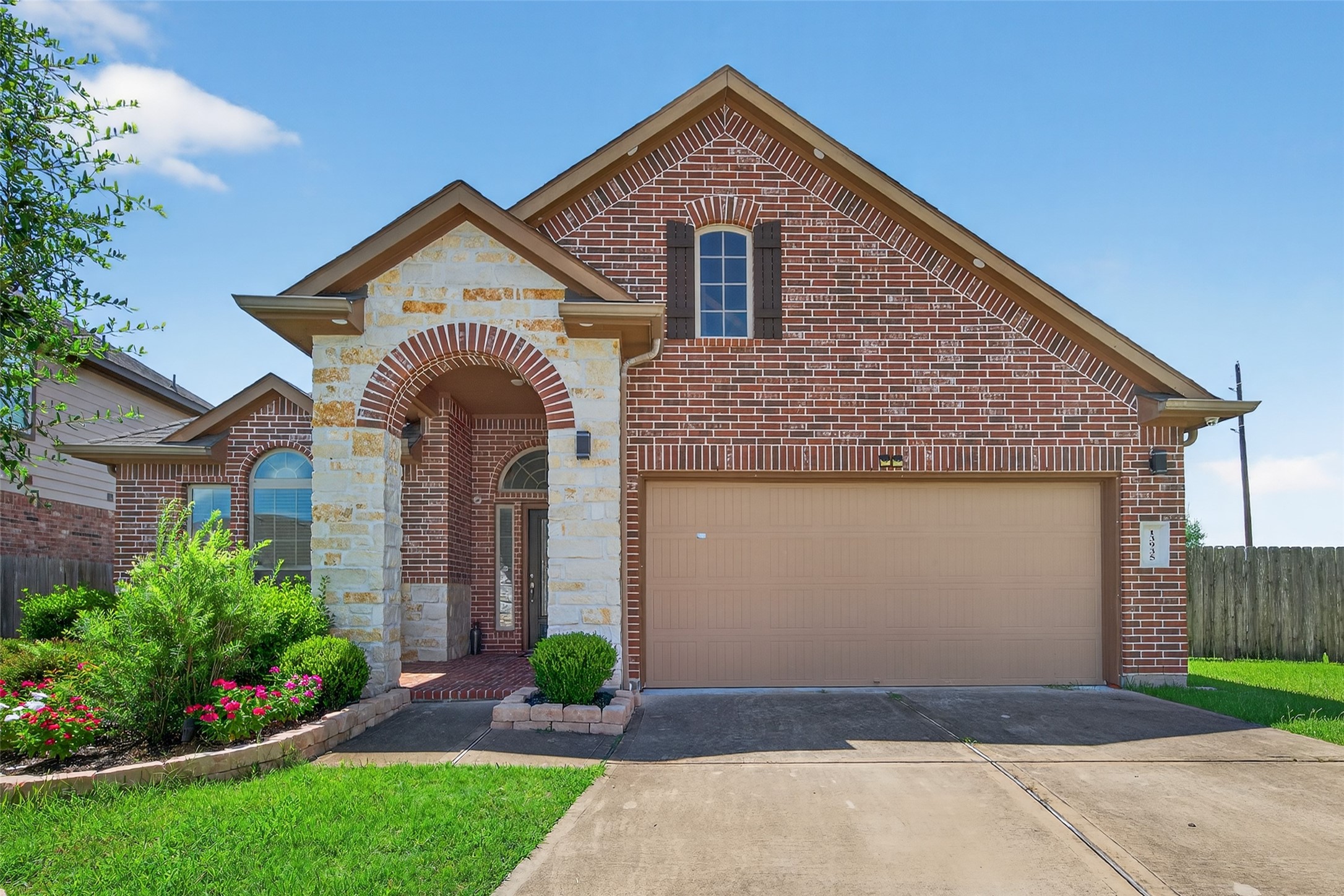 13935 Manobrook Court Property Photo 1