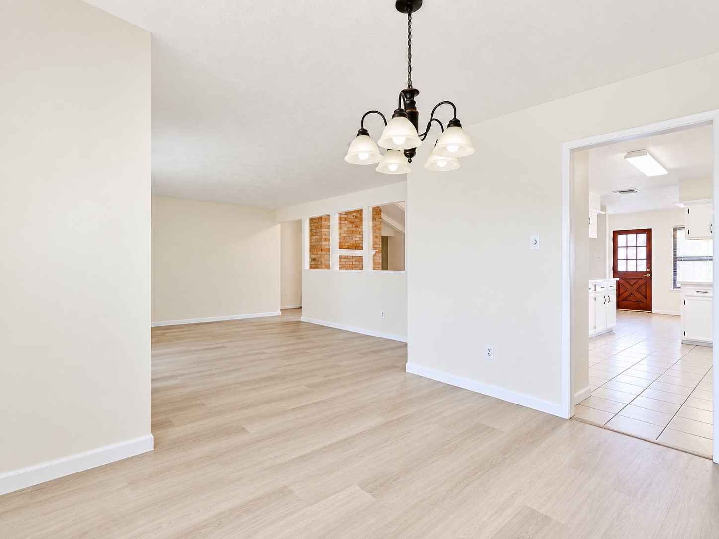 3030 S Blue Meadow Circle Property Photo 4
