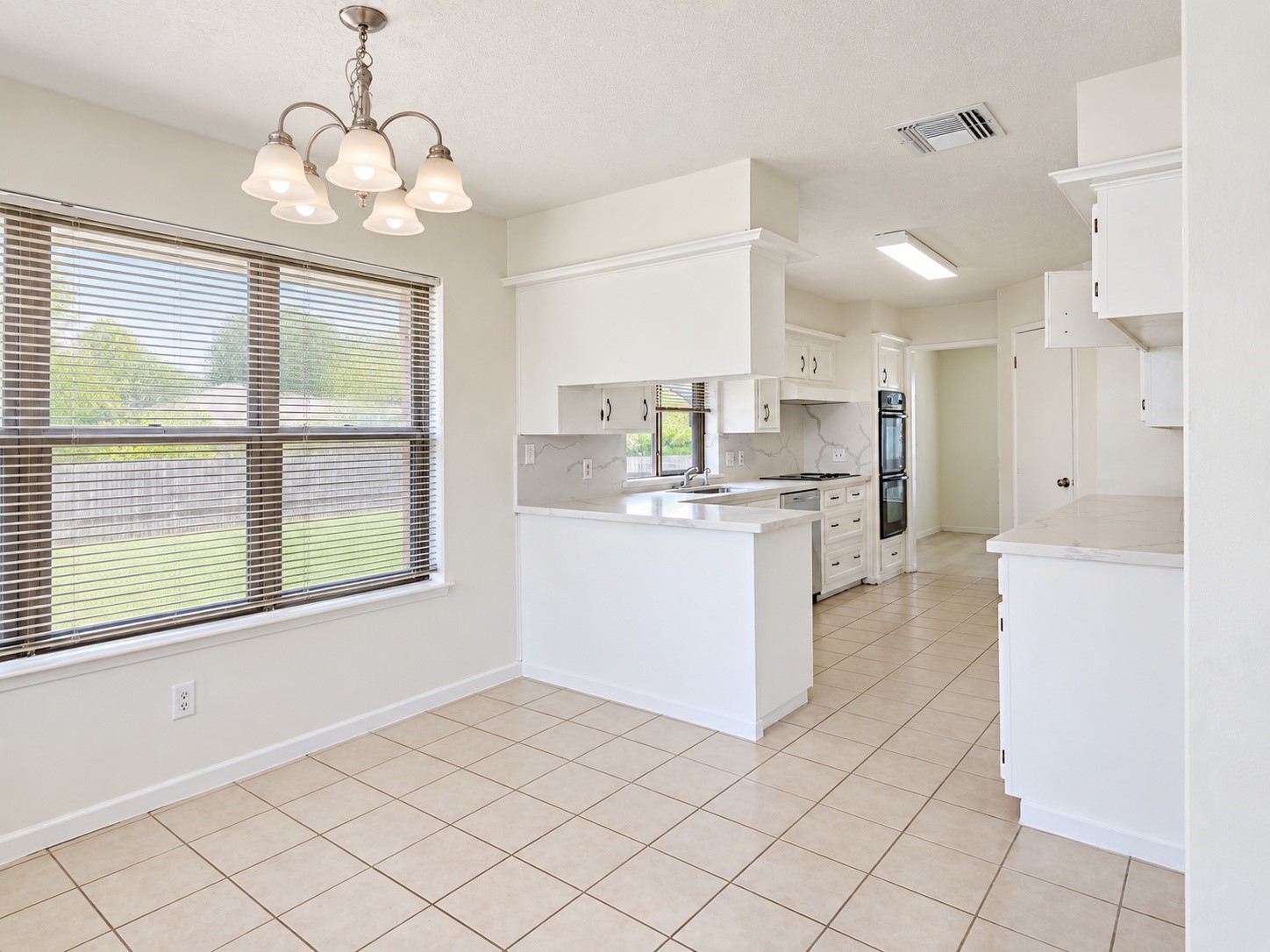 3030 S Blue Meadow Circle Property Photo 8
