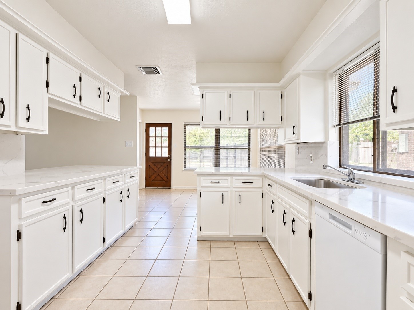 3030 S Blue Meadow Circle Property Photo 12