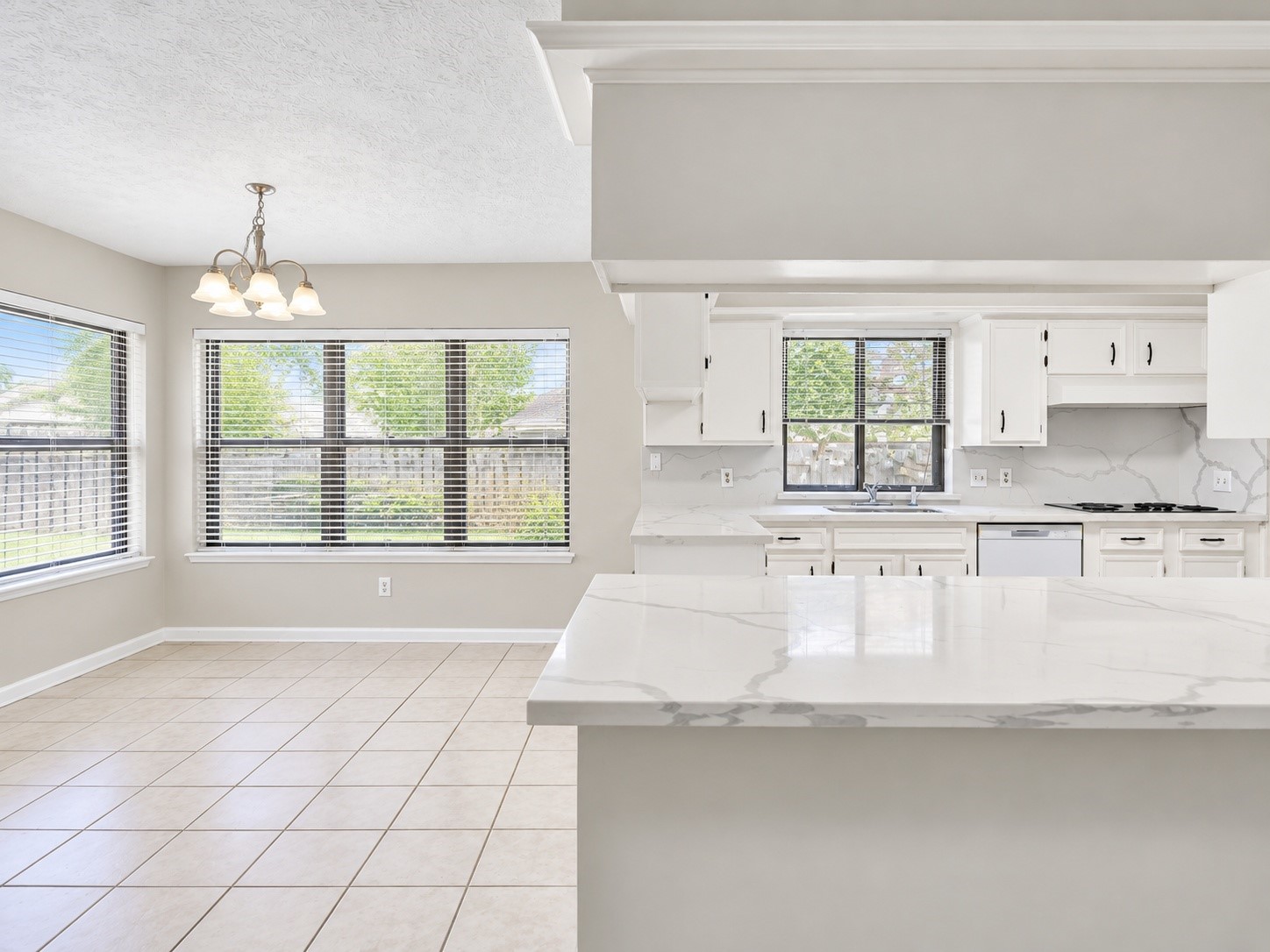 3030 S Blue Meadow Circle Property Photo 14