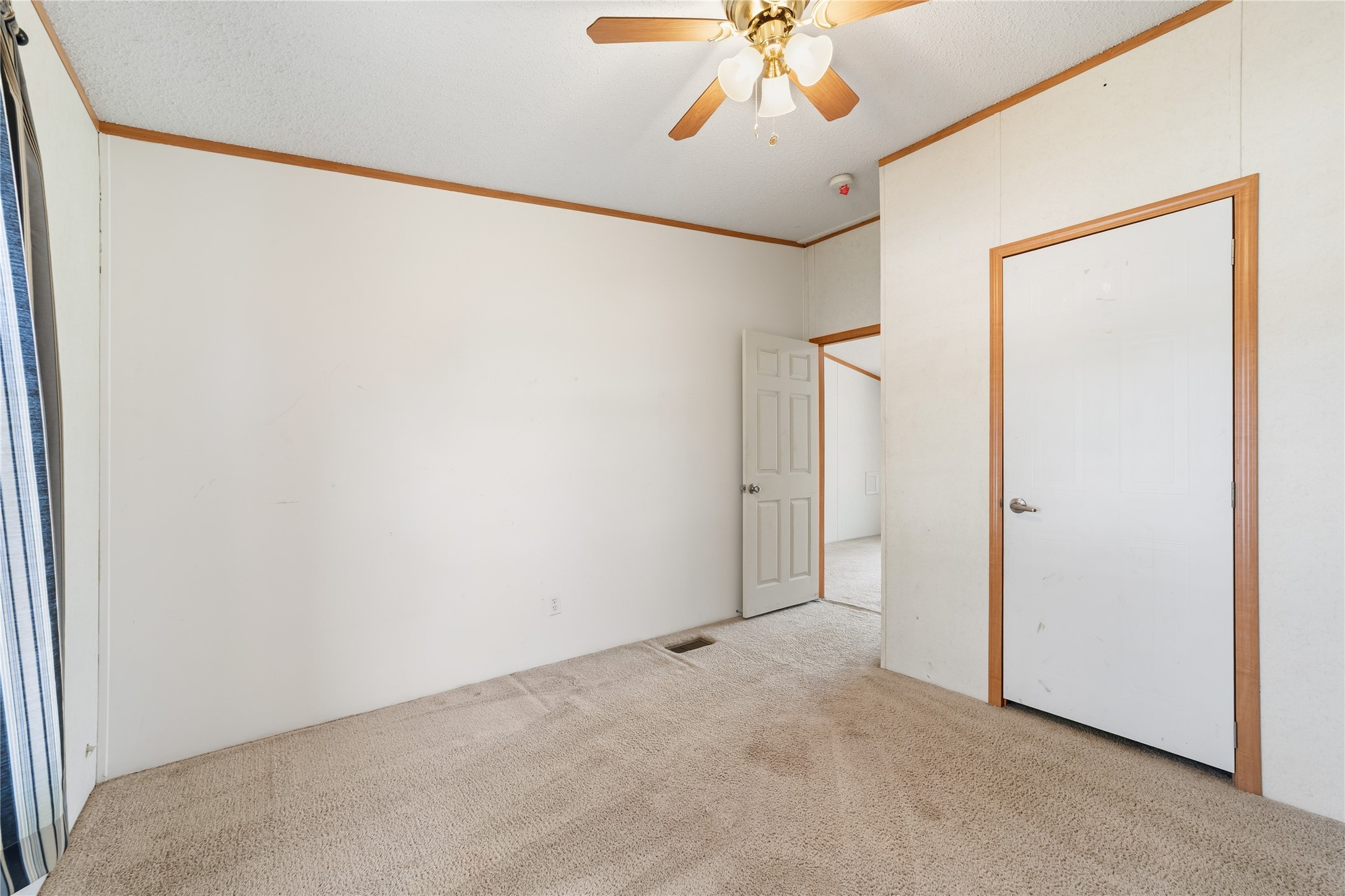 198 Betsy Drive Property Photo 8