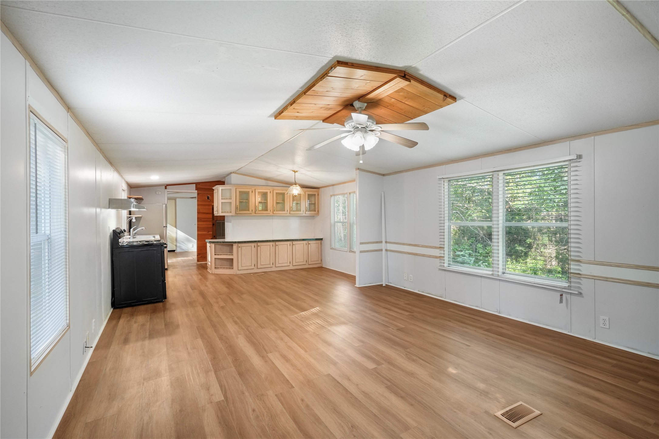 71 Road 5221 Property Photo 6