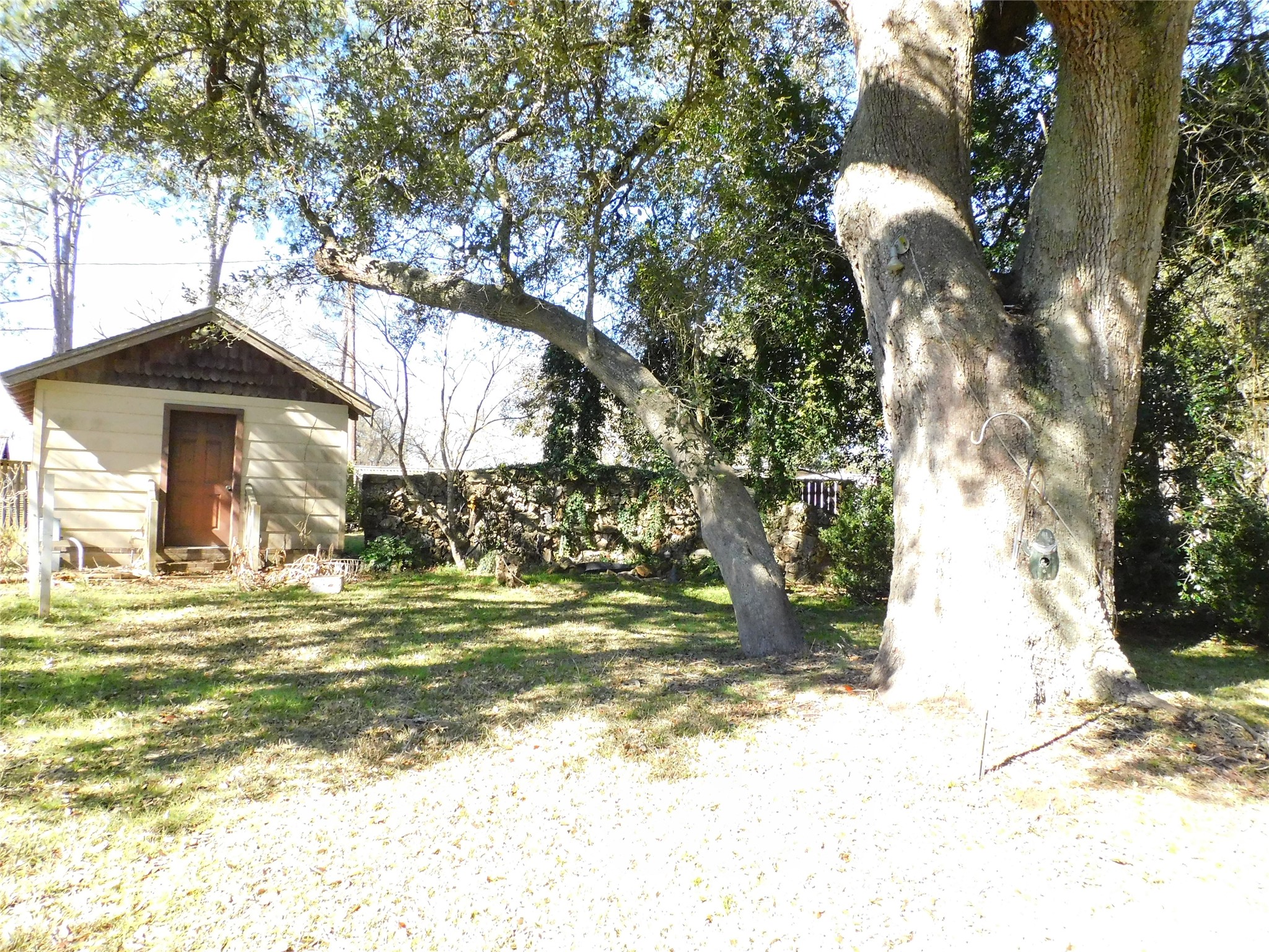 2408 Gun And Rod Road Property Photo 14