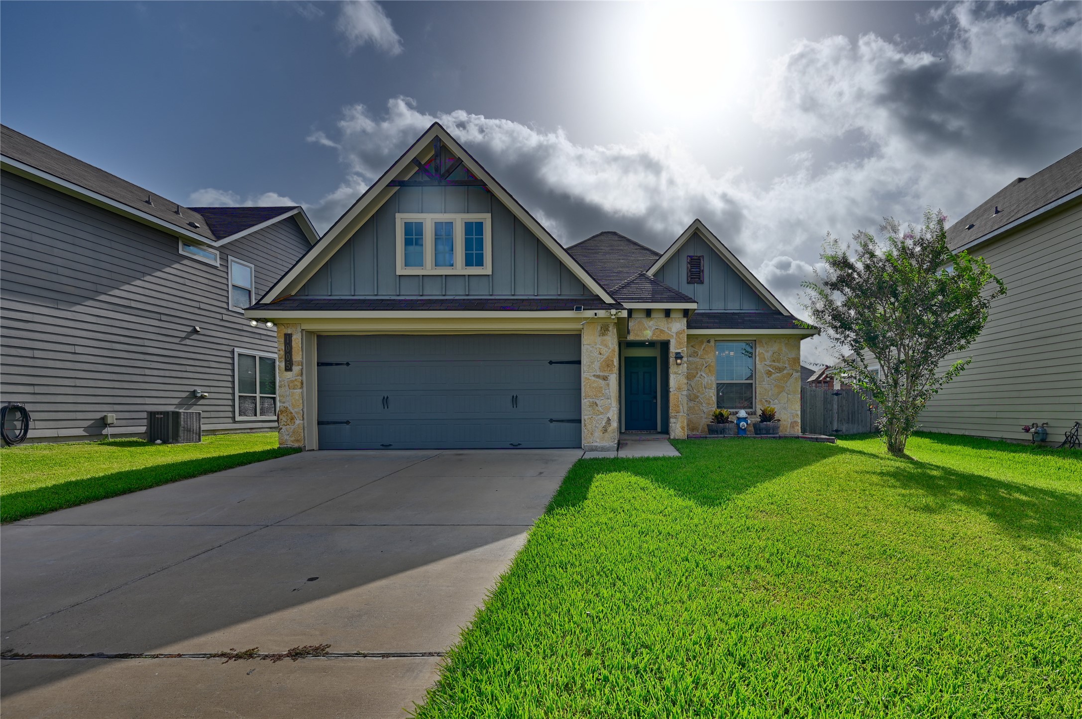1005 Rootstock Road Property Photo 1
