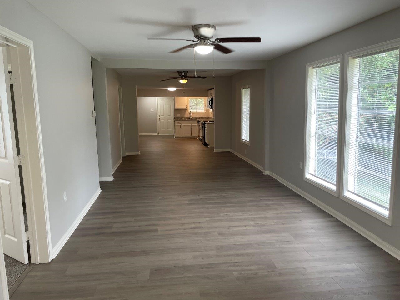 309 E Pine Street Property Photo 4