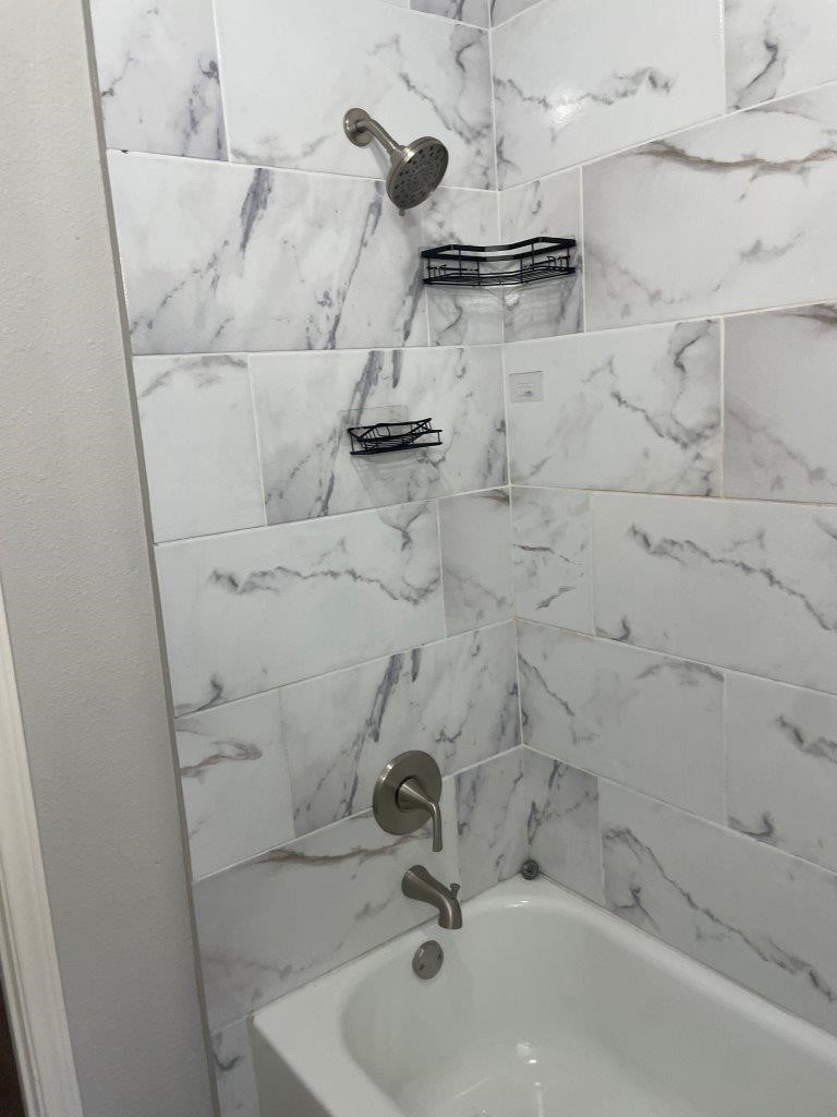 309 E Pine Street Property Photo 9