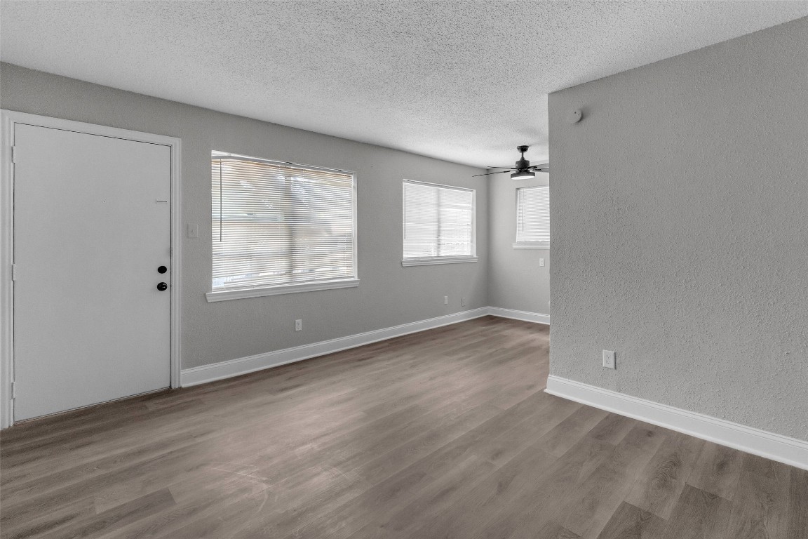 3613 Crane Street Property Photo 14