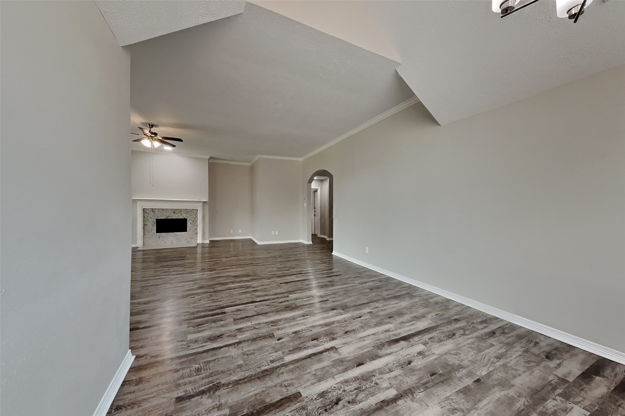 8227 Sports Haven Drive Property Photo 6