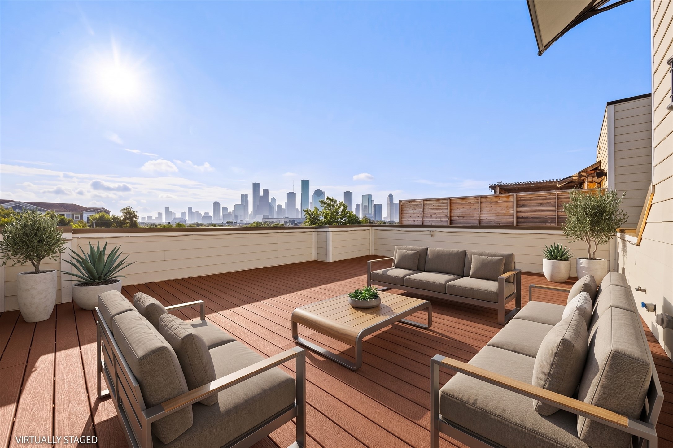 1107 Studer Street Property Photo 1