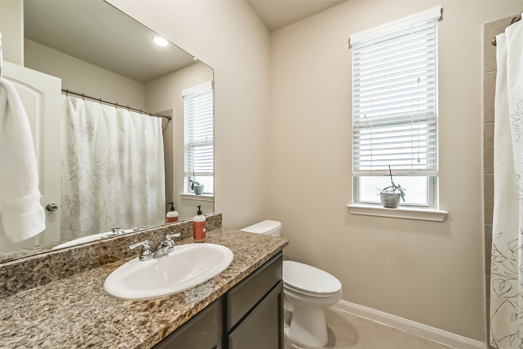 9606 Cimarroncito Lane Property Photo 11