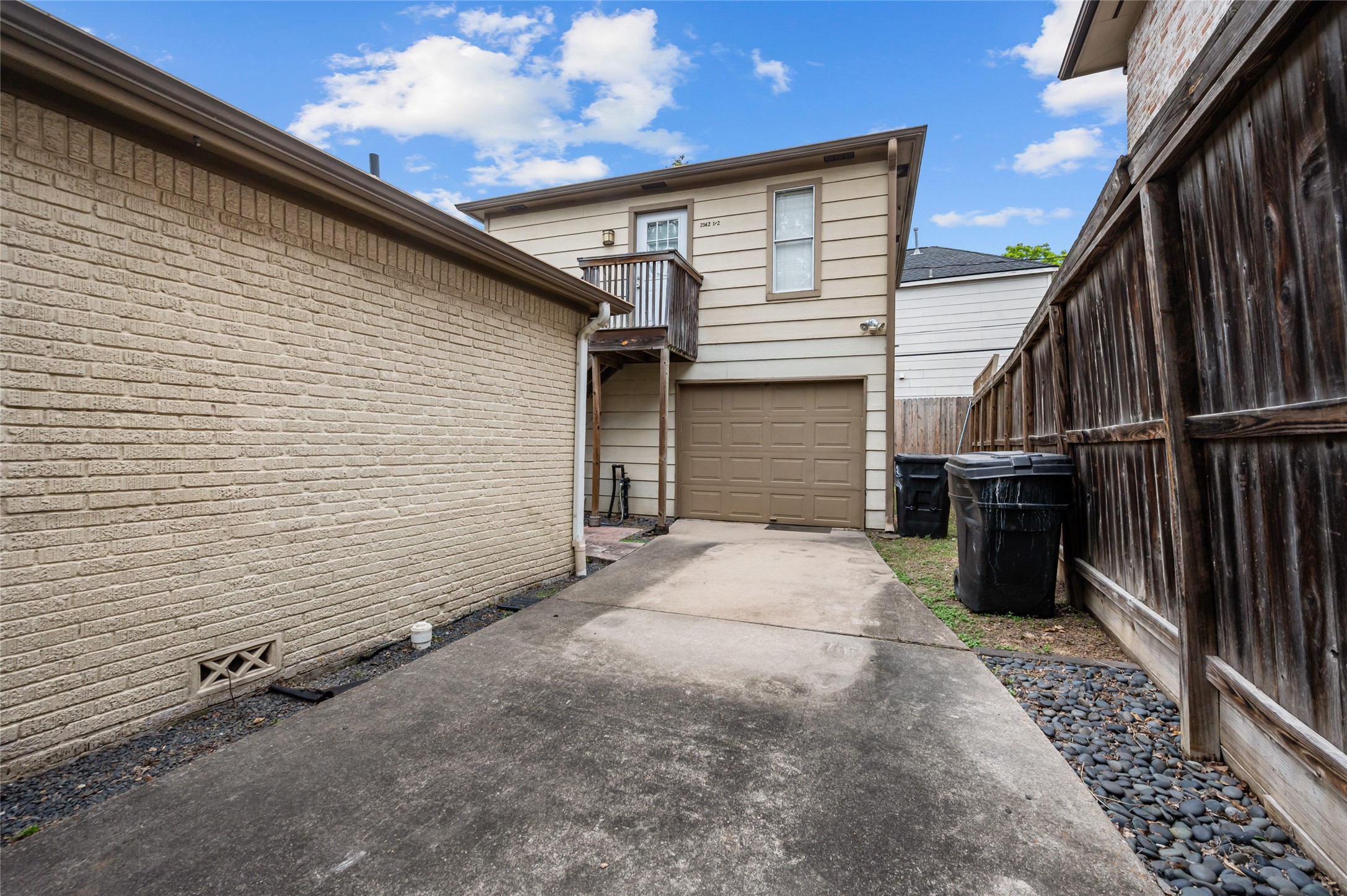 2142 Sul Ross A Property Photo 1