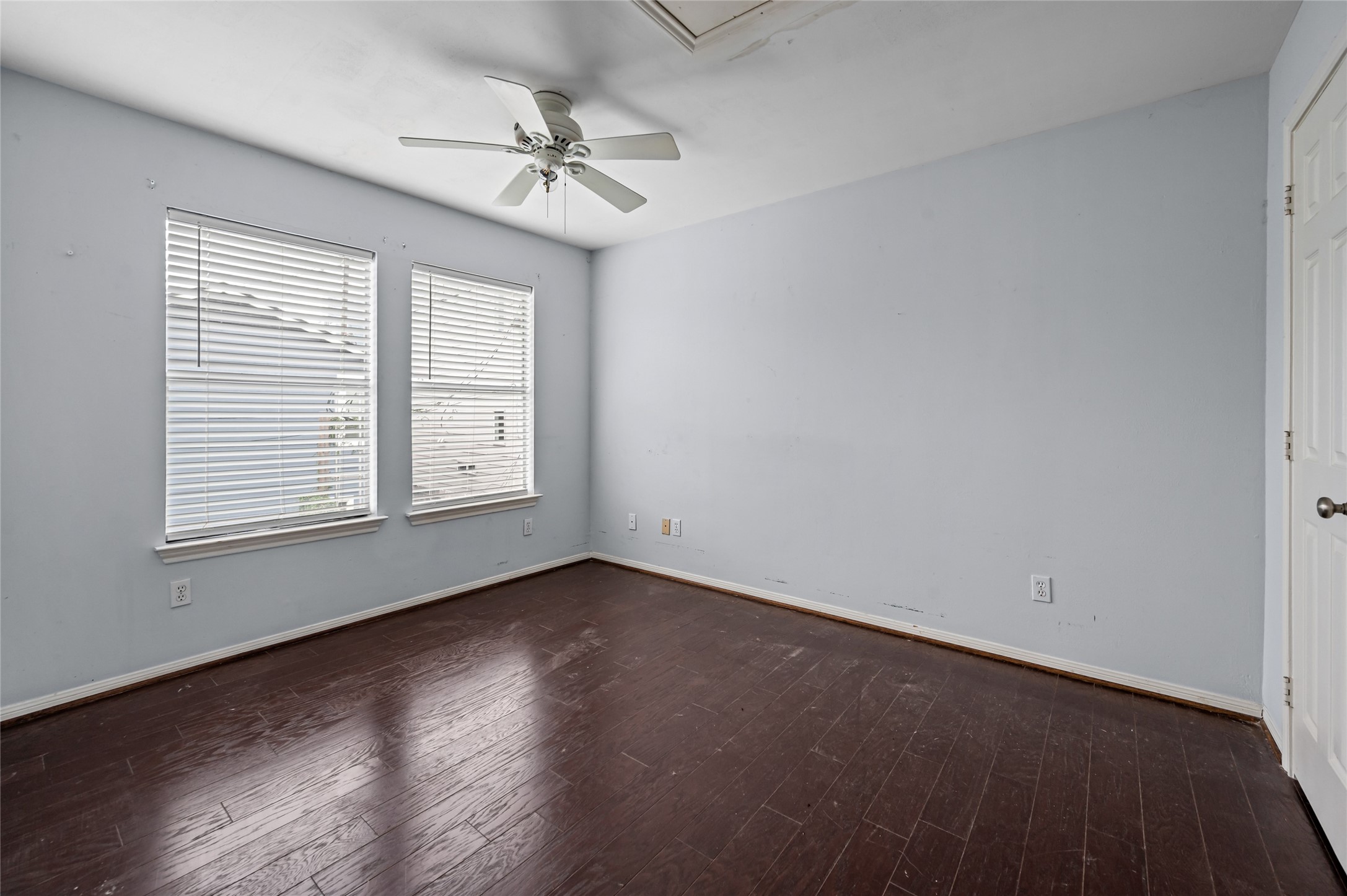 2142 Sul Ross A Property Photo 2