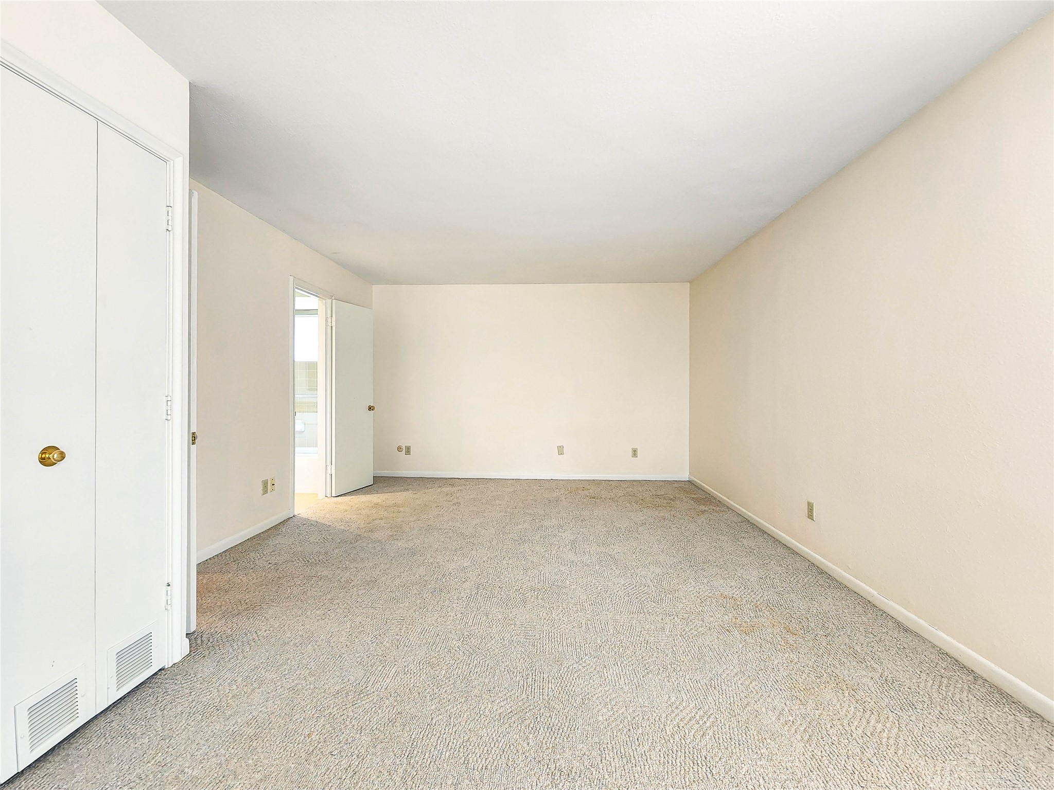 12 Kings Row Property Photo 16