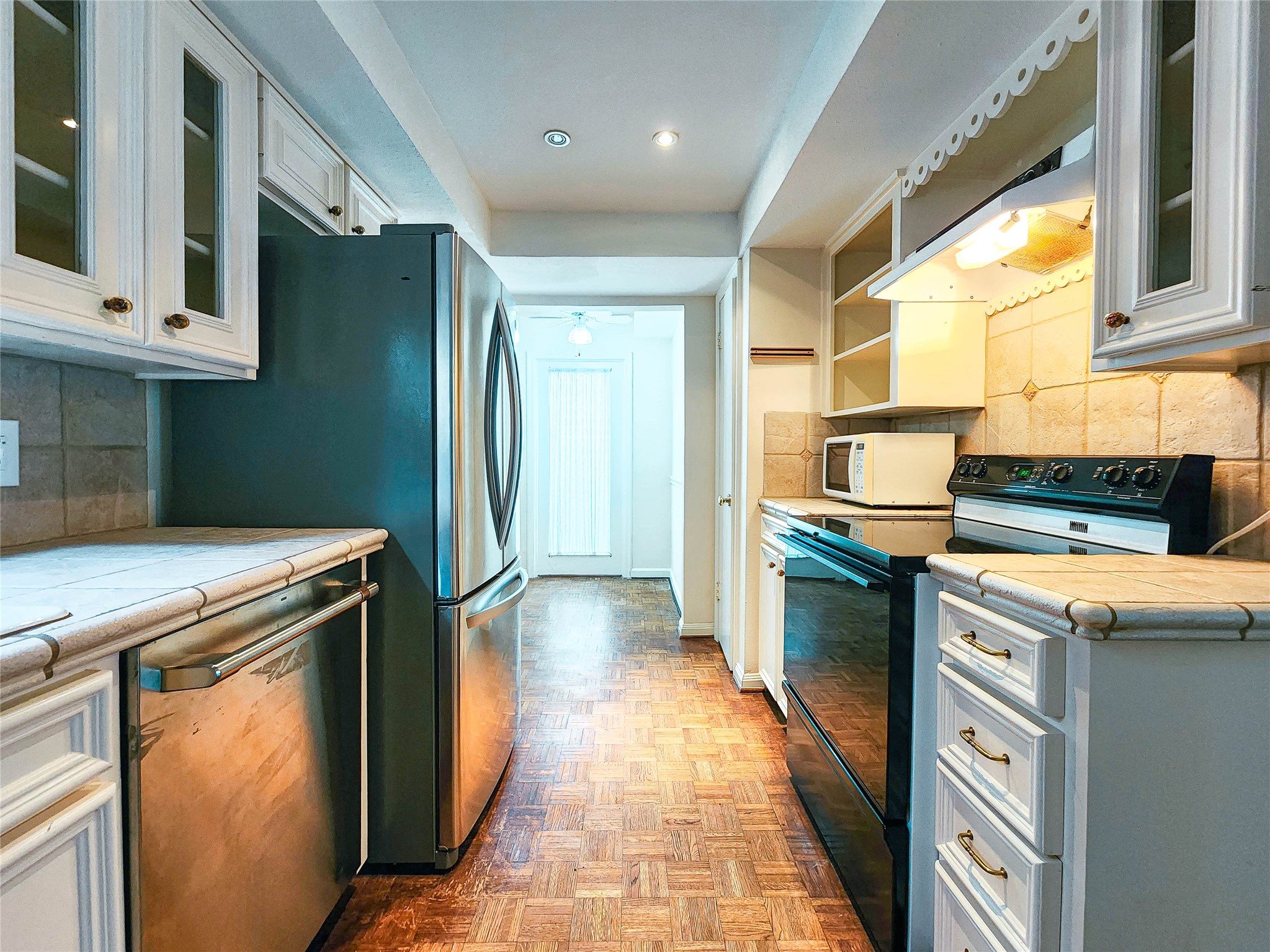 12 Kings Row Property Photo 32