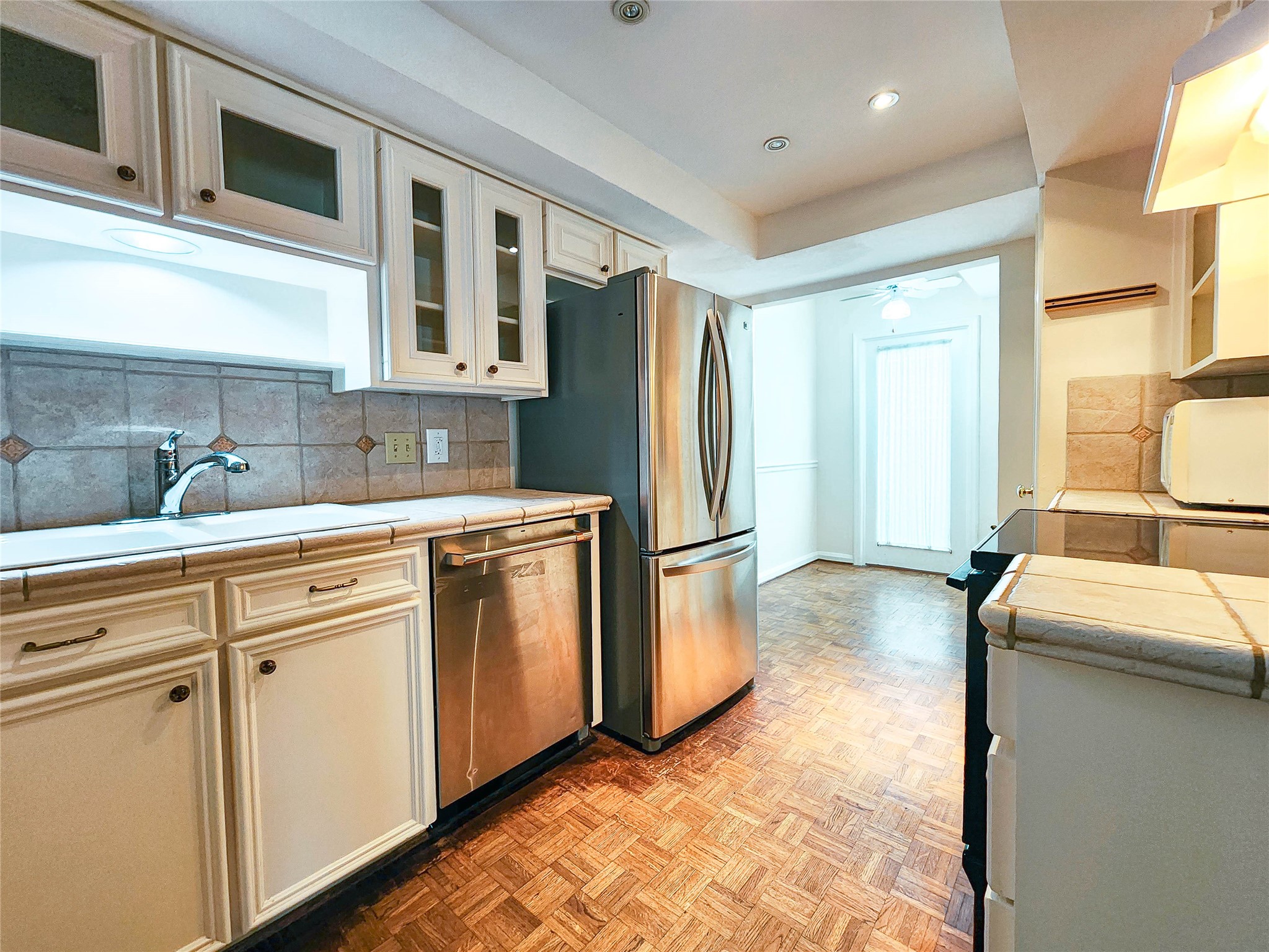 12 Kings Row Property Photo 33