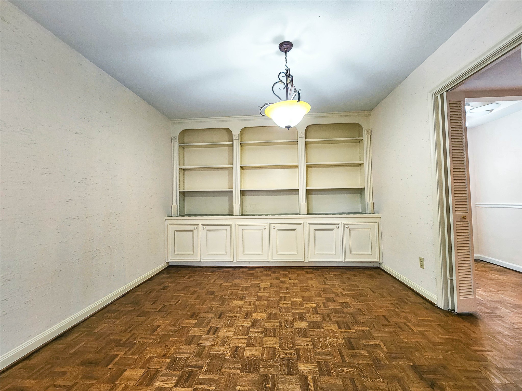 12 Kings Row Property Photo 35
