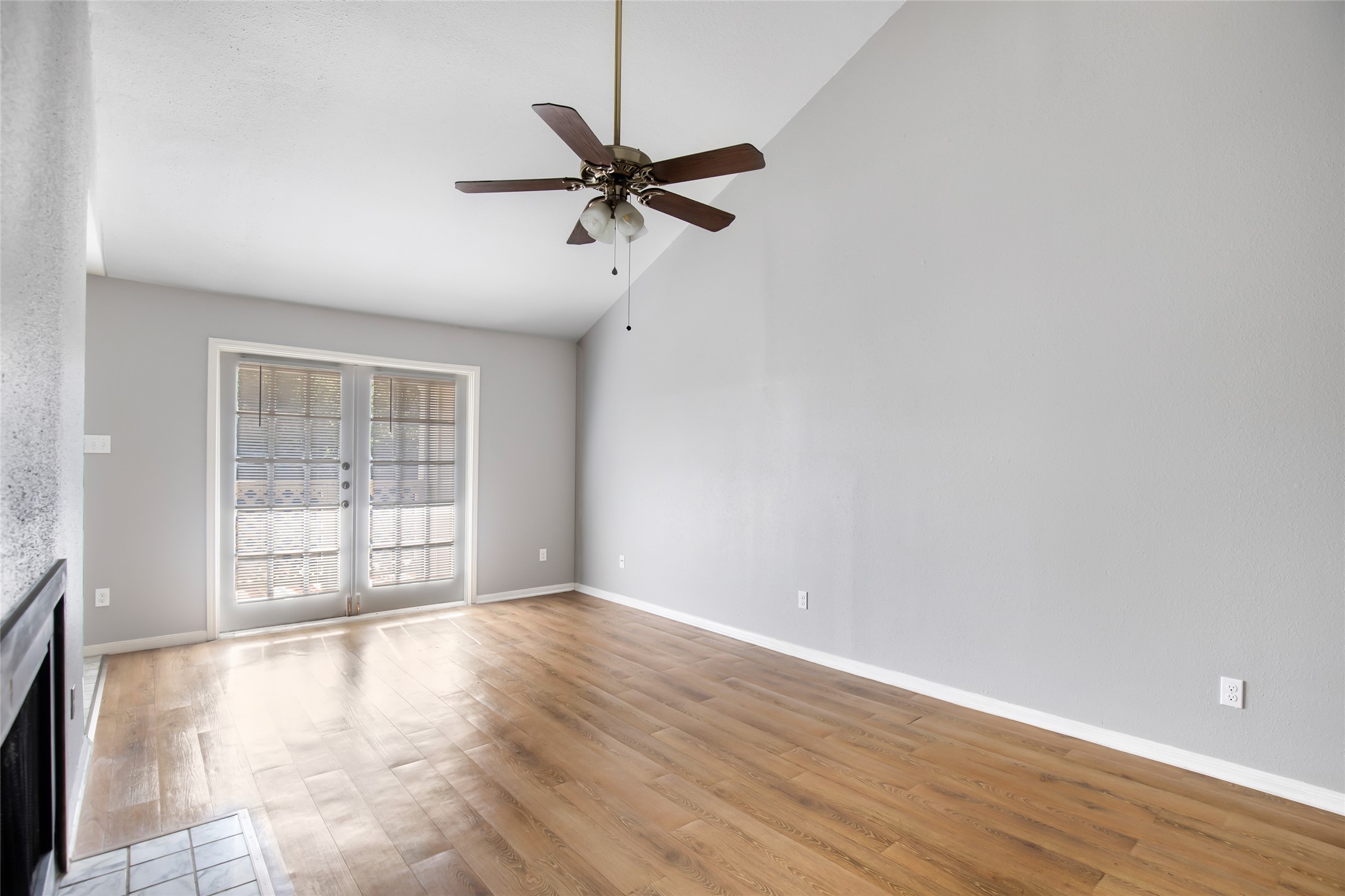 8055 Cambridge Street 28 Property Photo 15