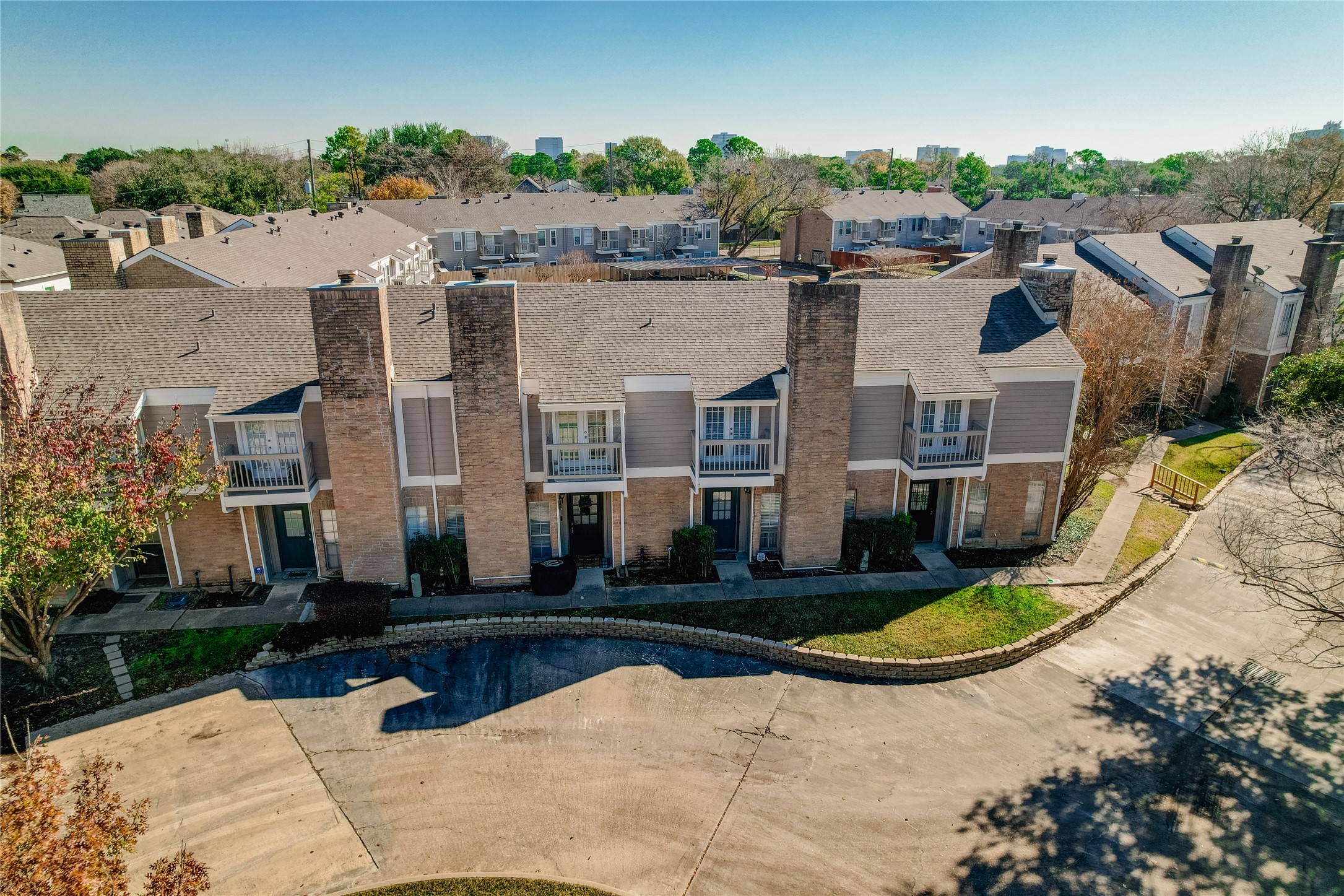 11710 Southlake Drive 40 Property Photo 2