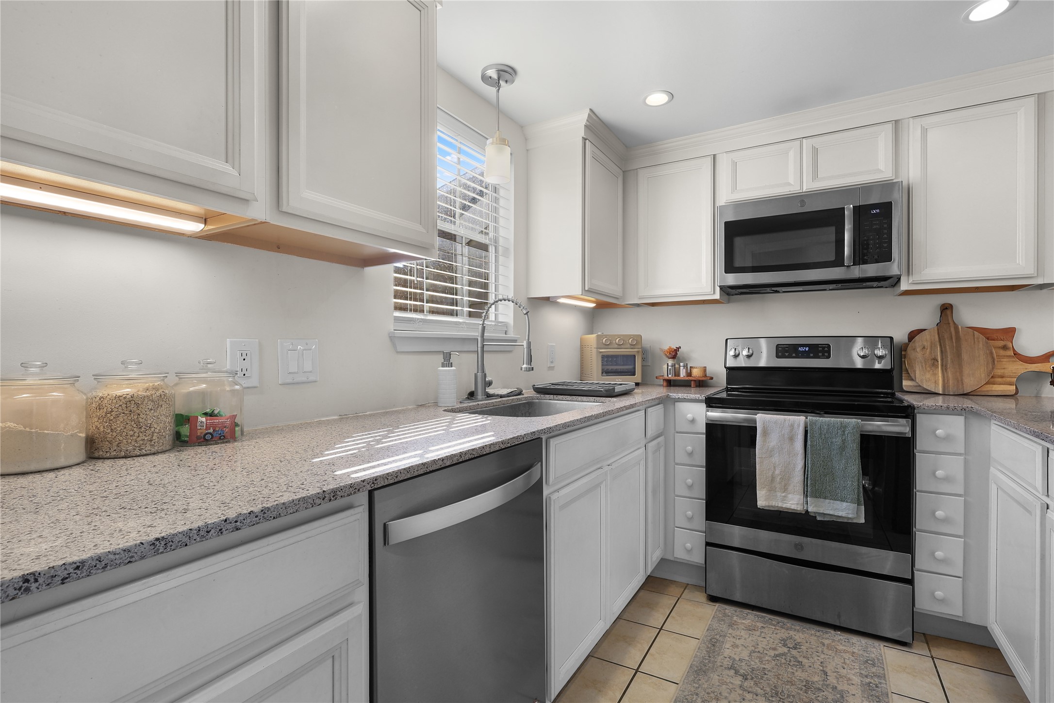 11710 Southlake Drive 40 Property Photo 15