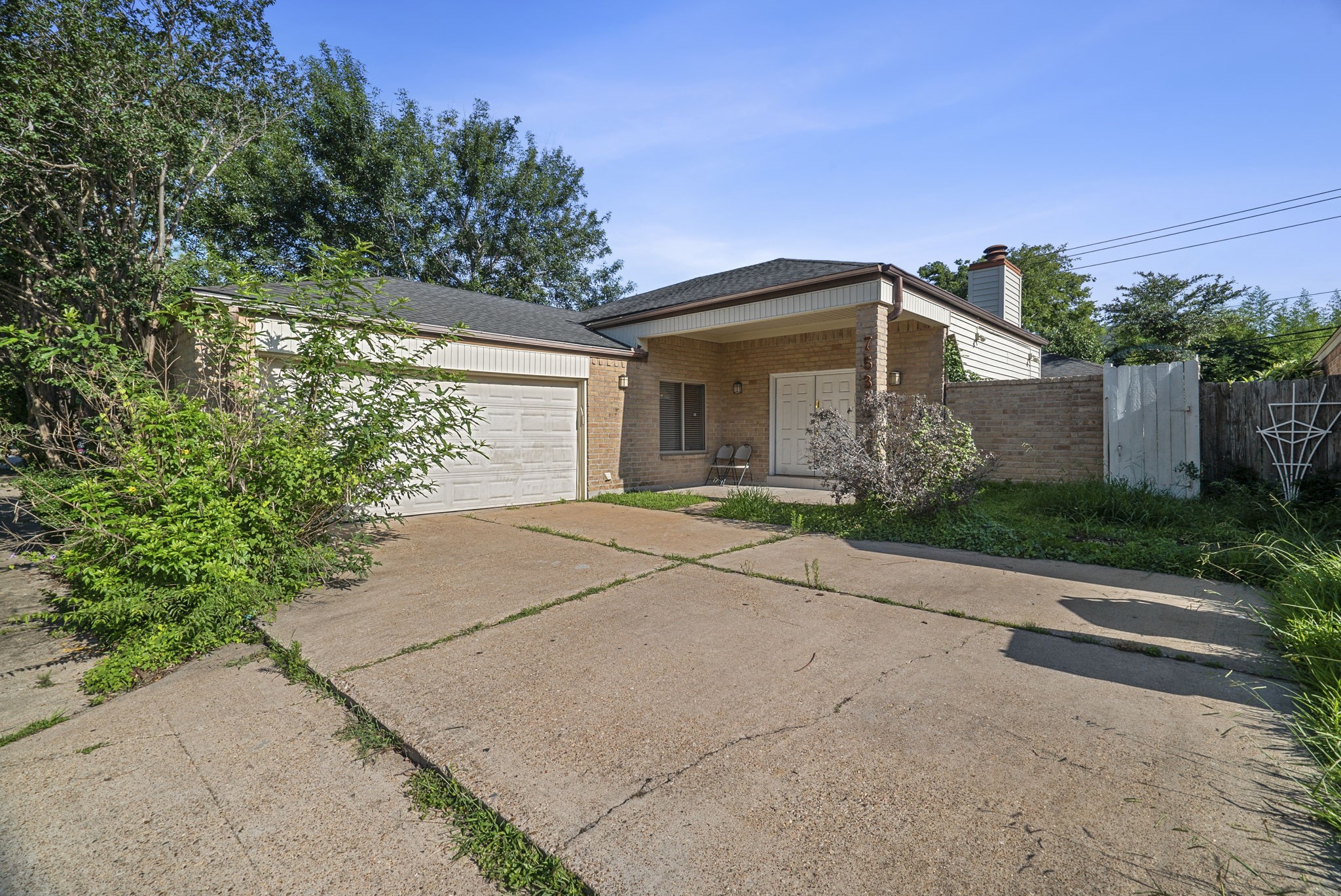 7534 Quail Meadow Drive Property Photo 1