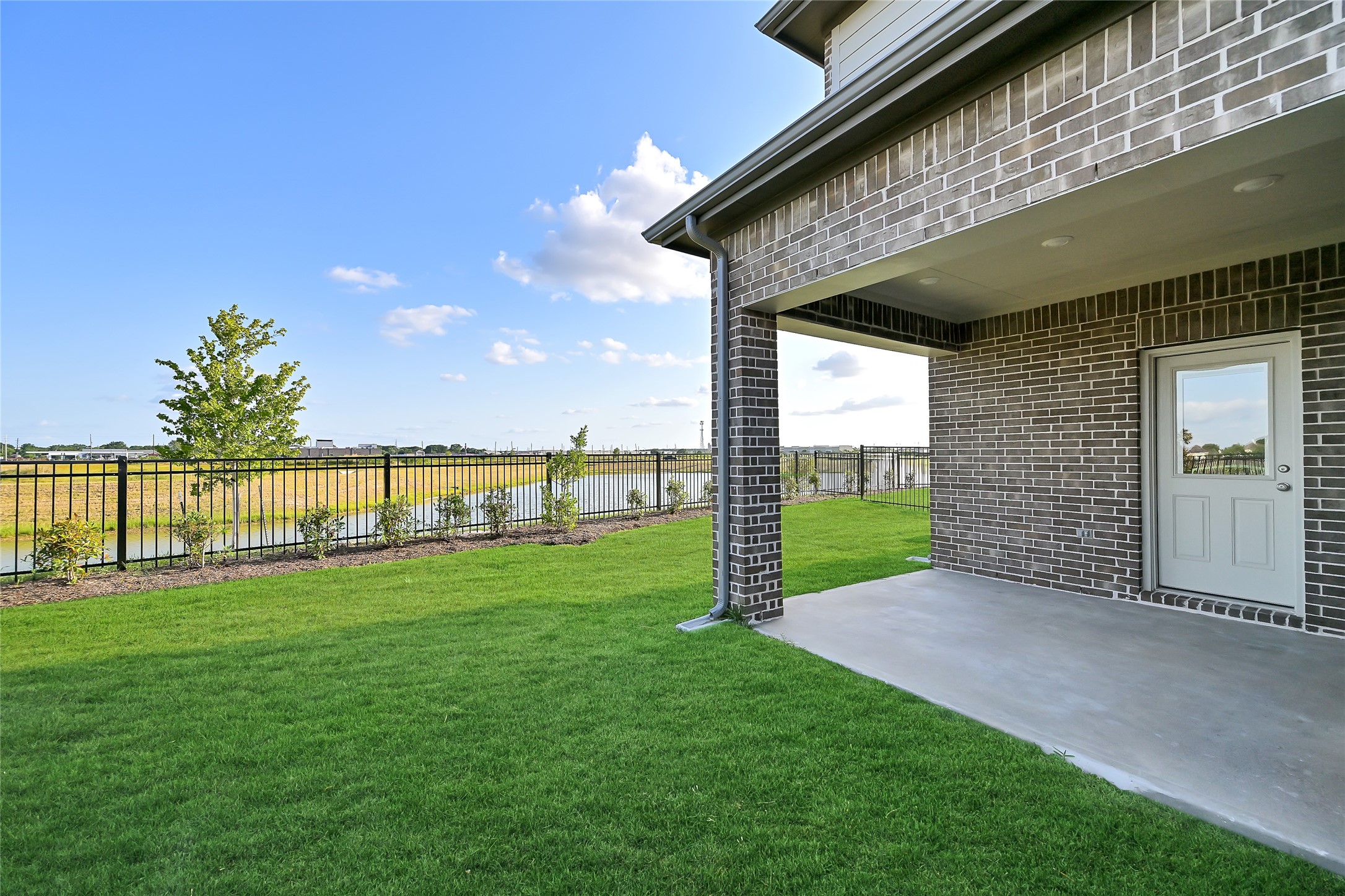21047 Bay Village Drive A Property Photo 7