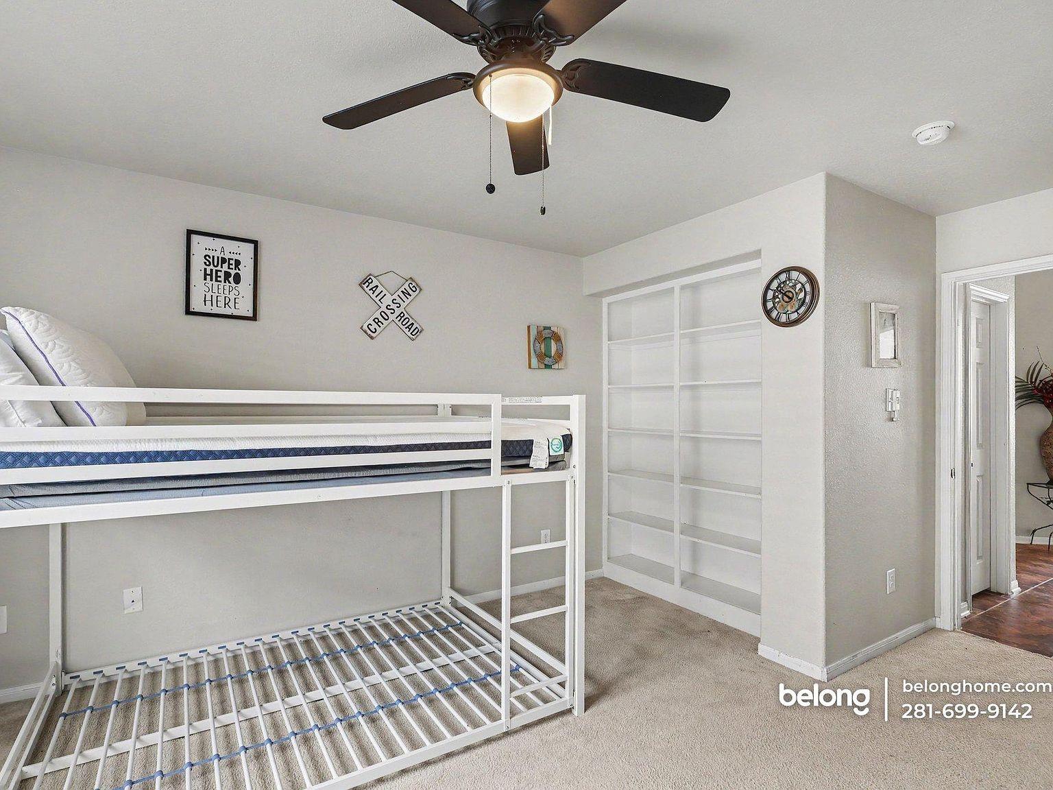 1330 Yucca Mountain Dr Property Photo 4