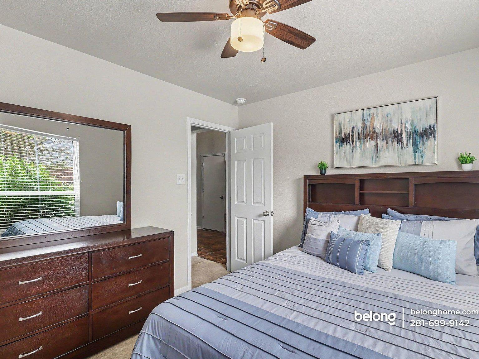 1330 Yucca Mountain Dr Property Photo 6