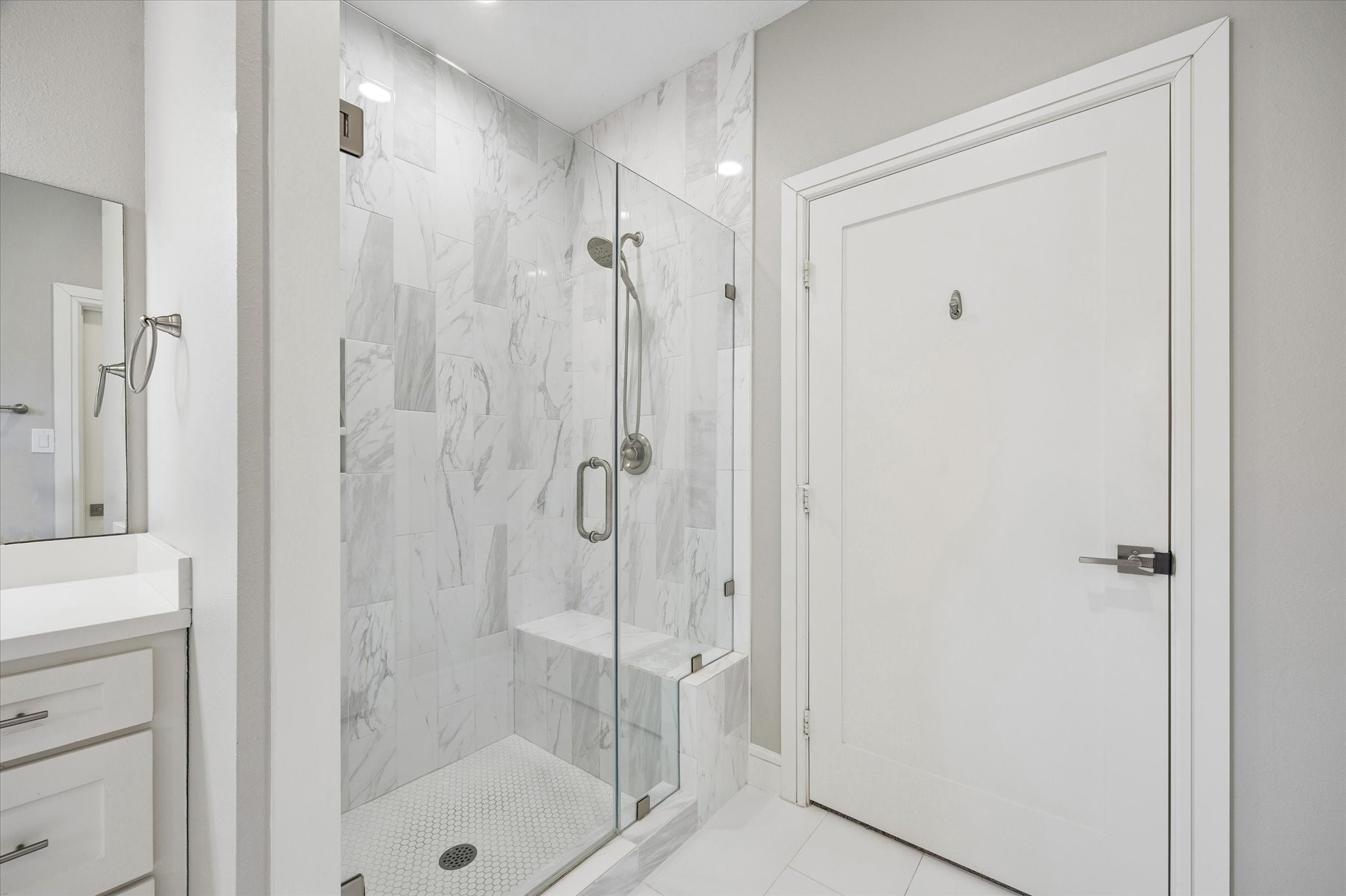 940 W 21st Street Property Photo 15