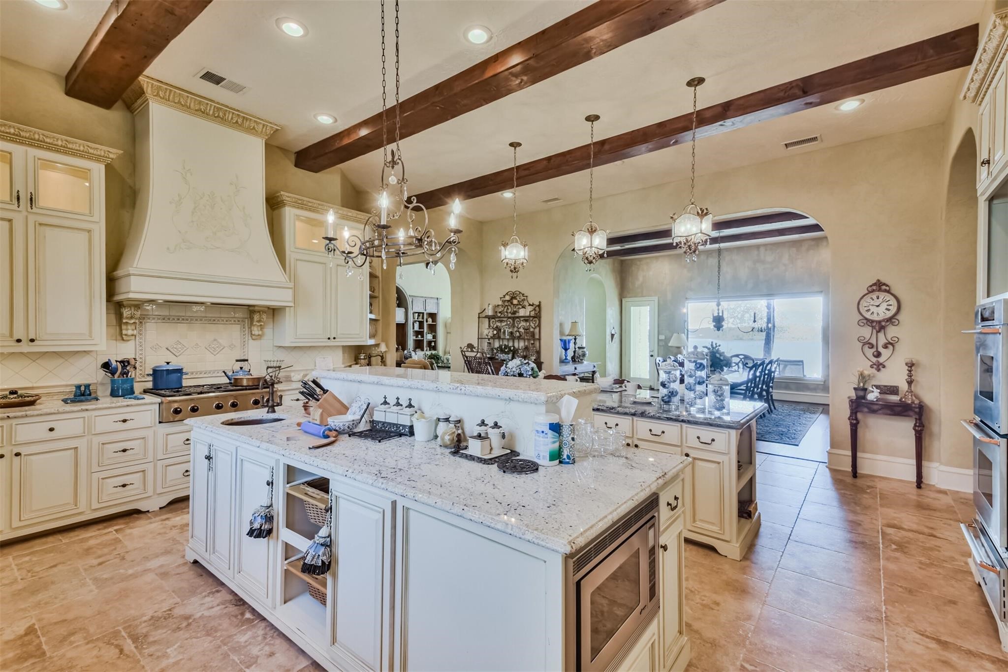 345 Mccove Property Photo 11
