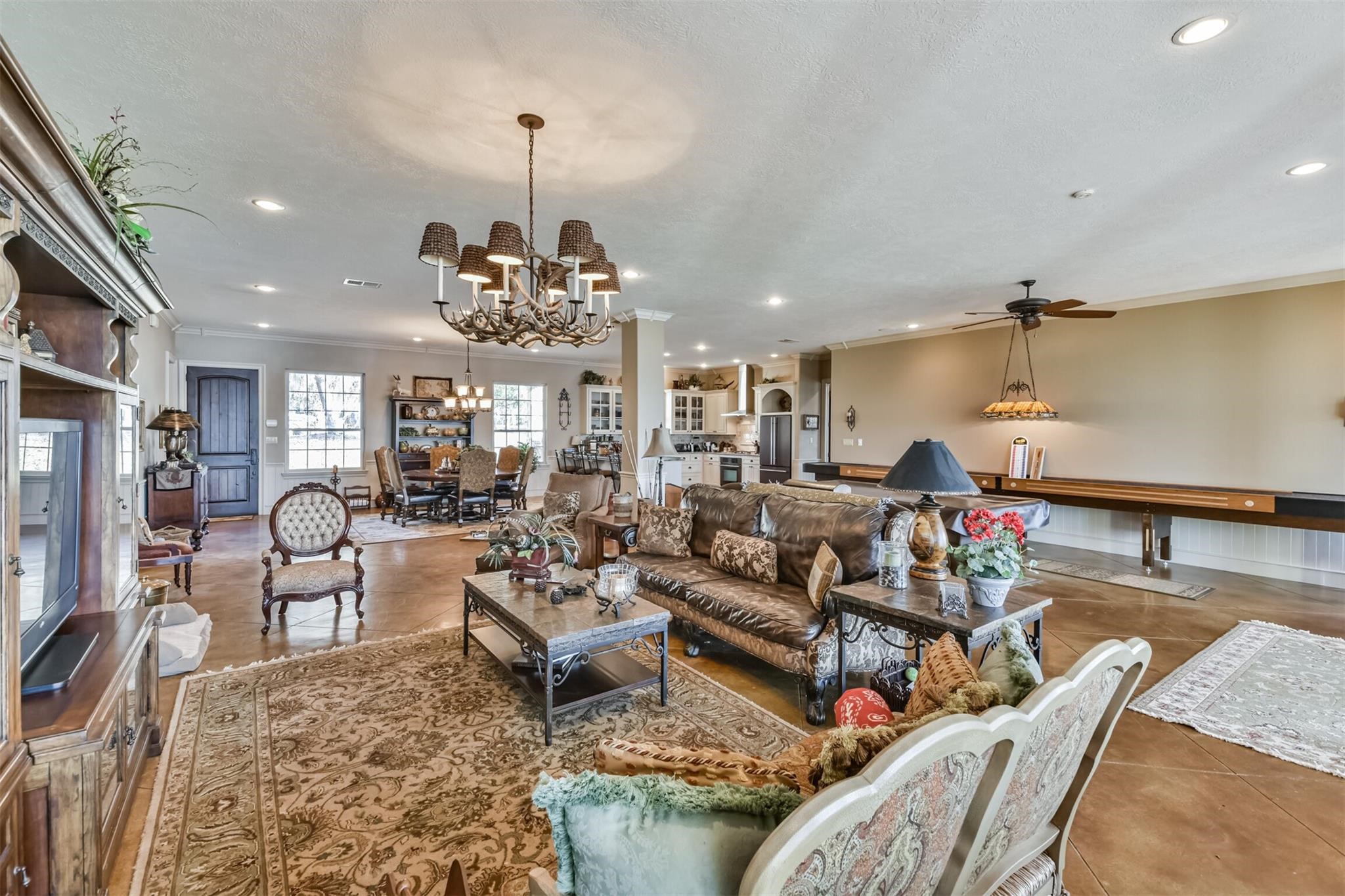 345 Mccove Property Photo 32