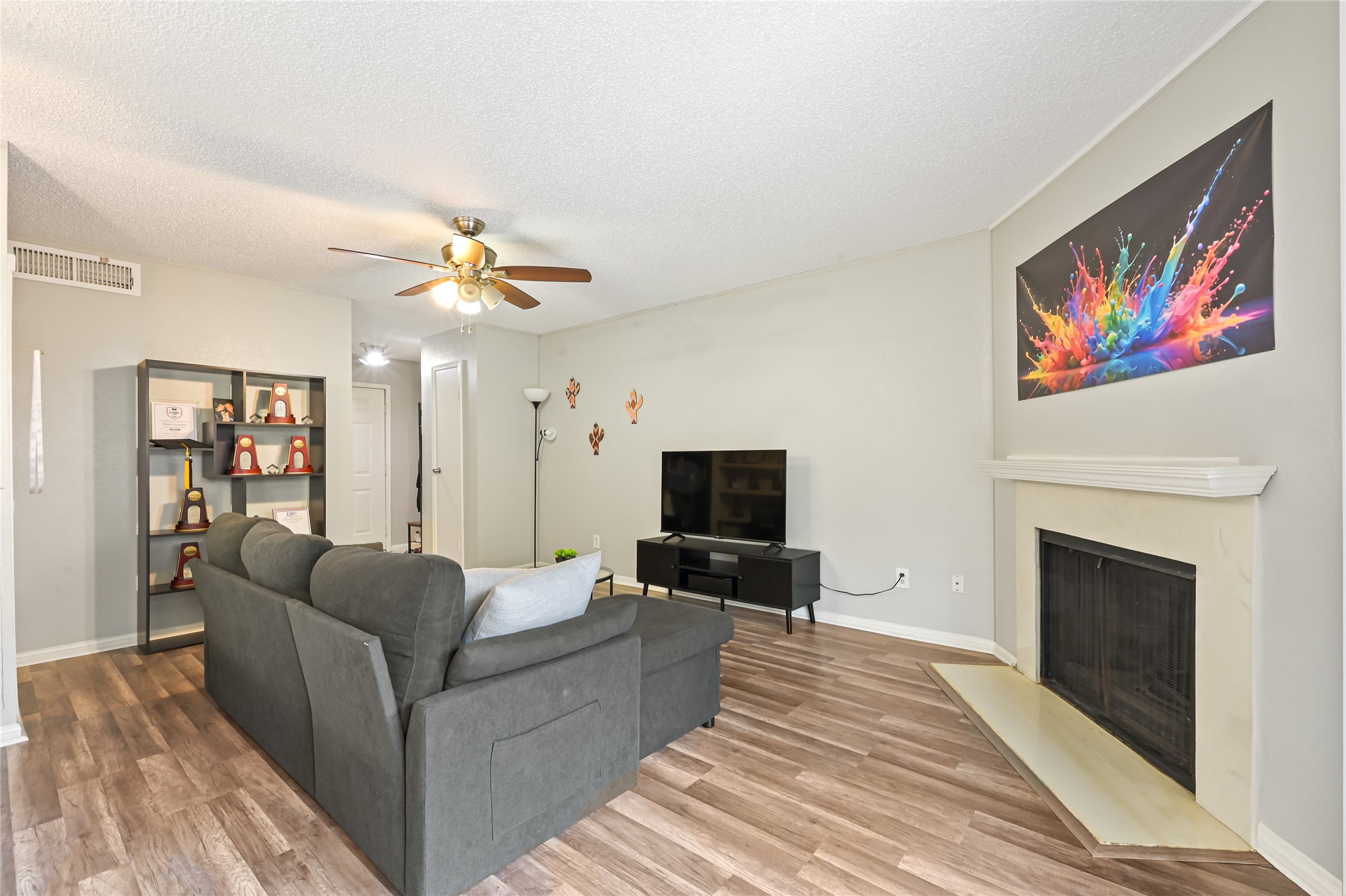 2120 El Paseo Street 3103 Property Photo 4