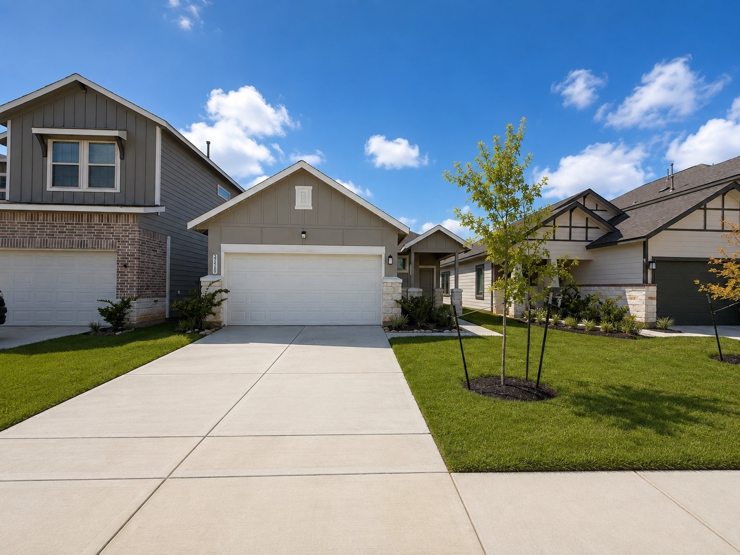 21535 Cypress Trellis Drive Property Photo 2