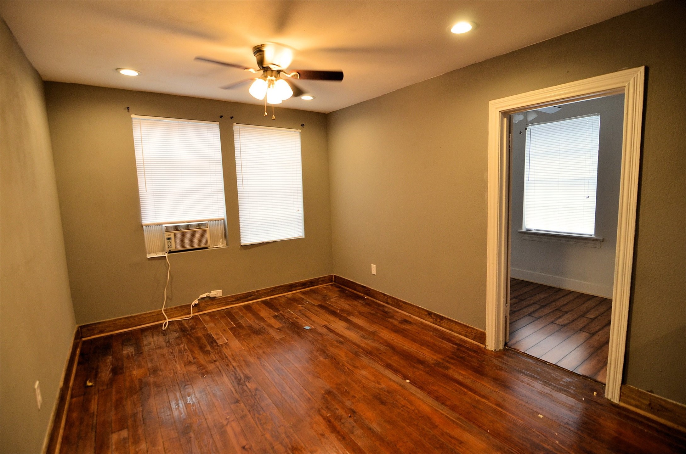 2123 Marion Street 1 Property Photo 5