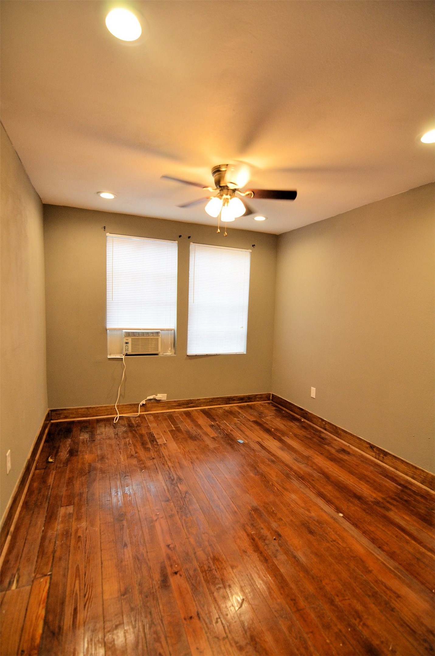2123 Marion Street 1 Property Photo 6