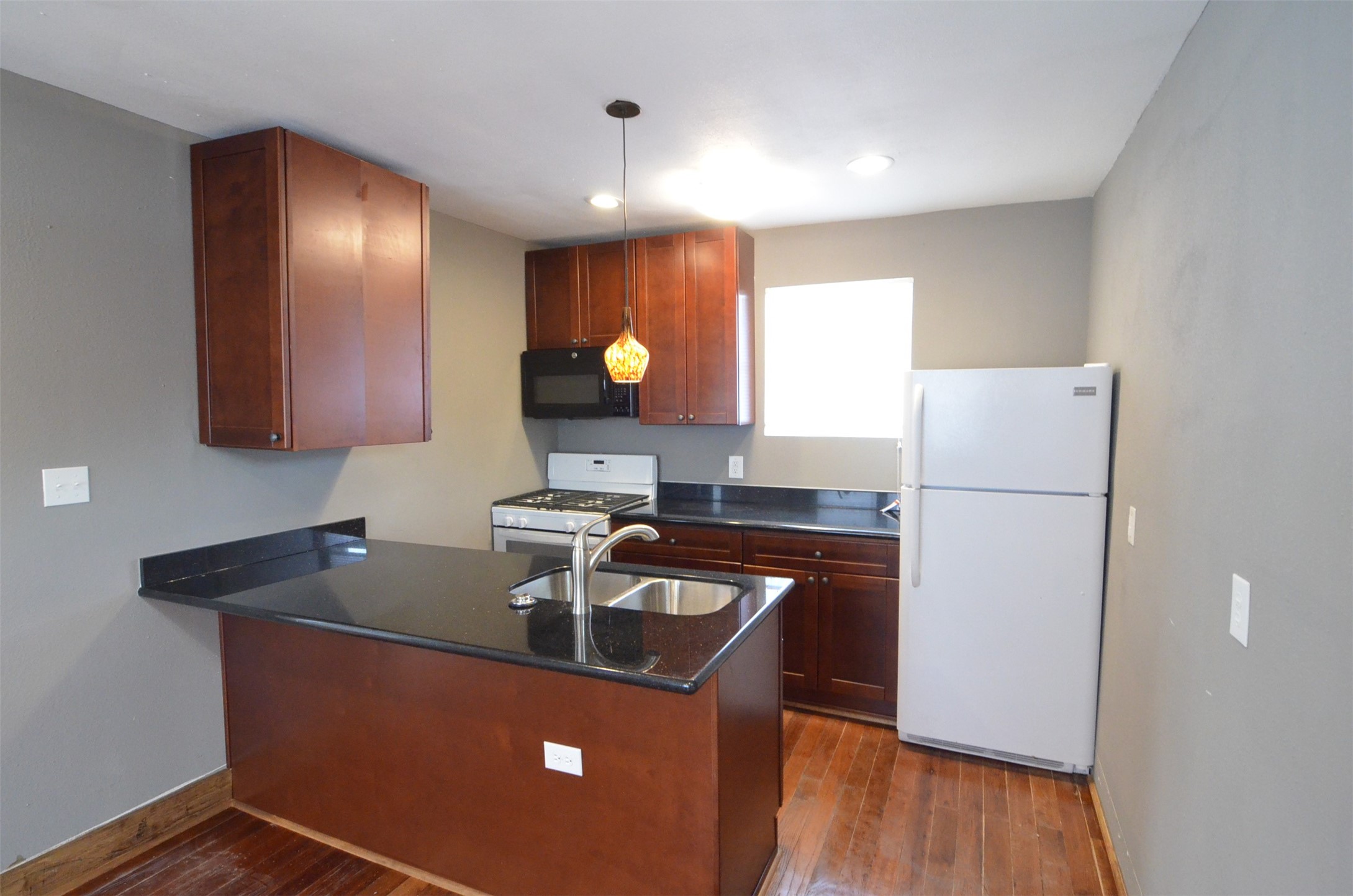 2123 Marion Street 1 Property Photo 18