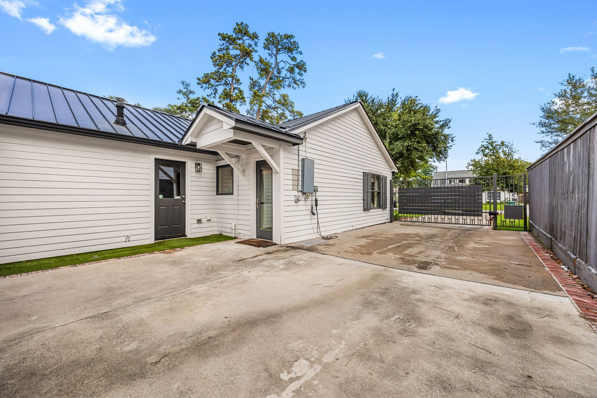 1054 Gardenia Drive Property Photo 41