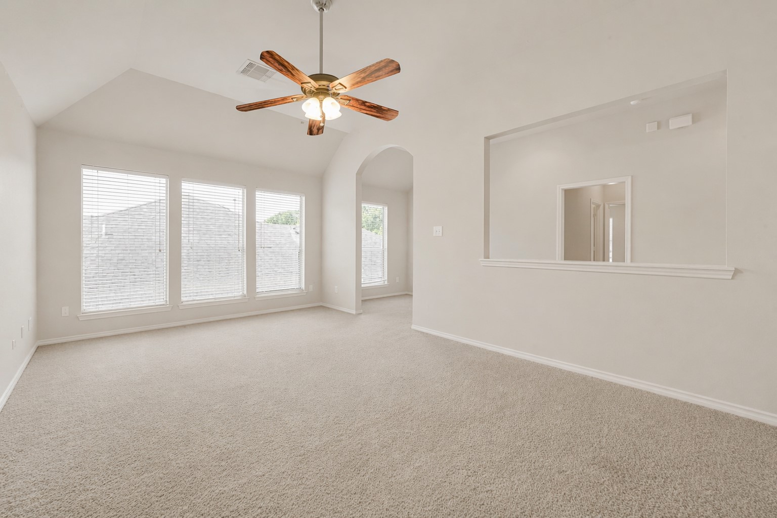 25806 Palmdale Estate Drive Property Photo 26