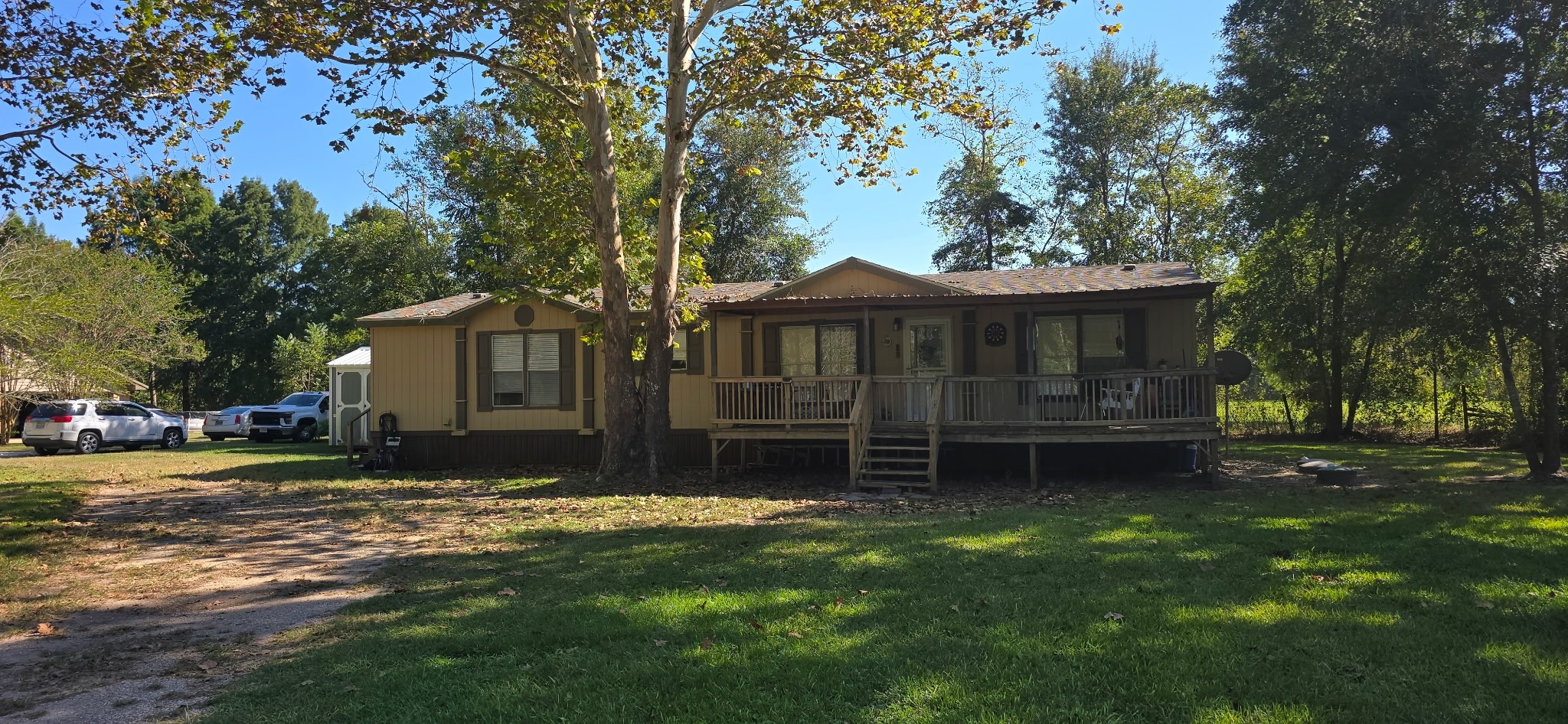 258 County Road 2281 Property Photo 1