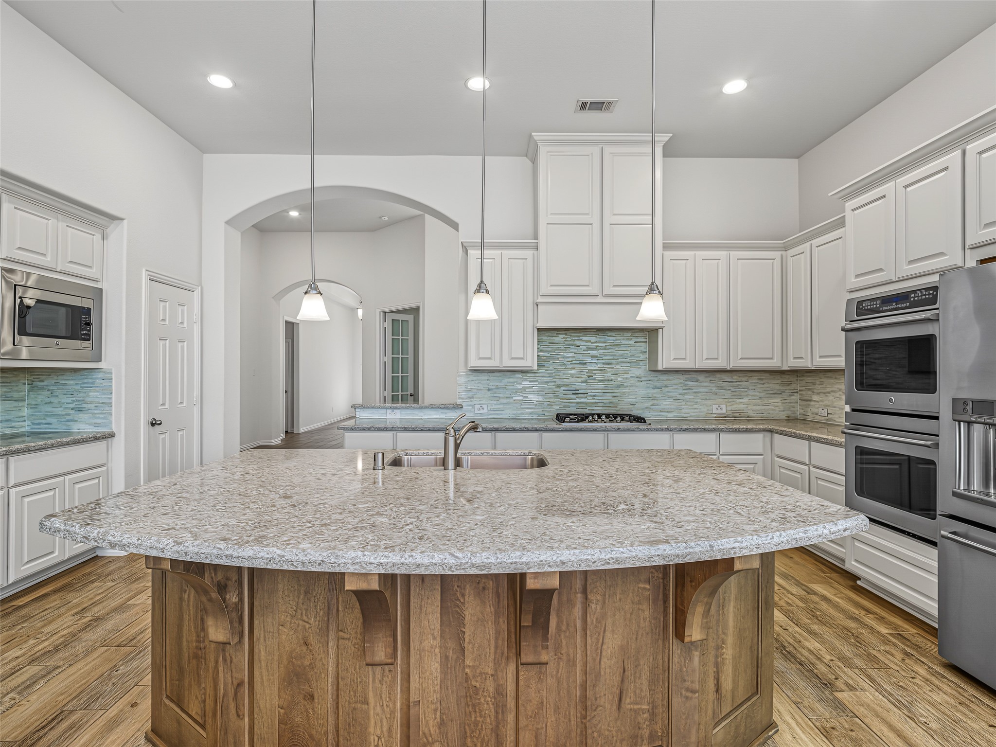 27215 Symphony Creek Lane Property Photo 1