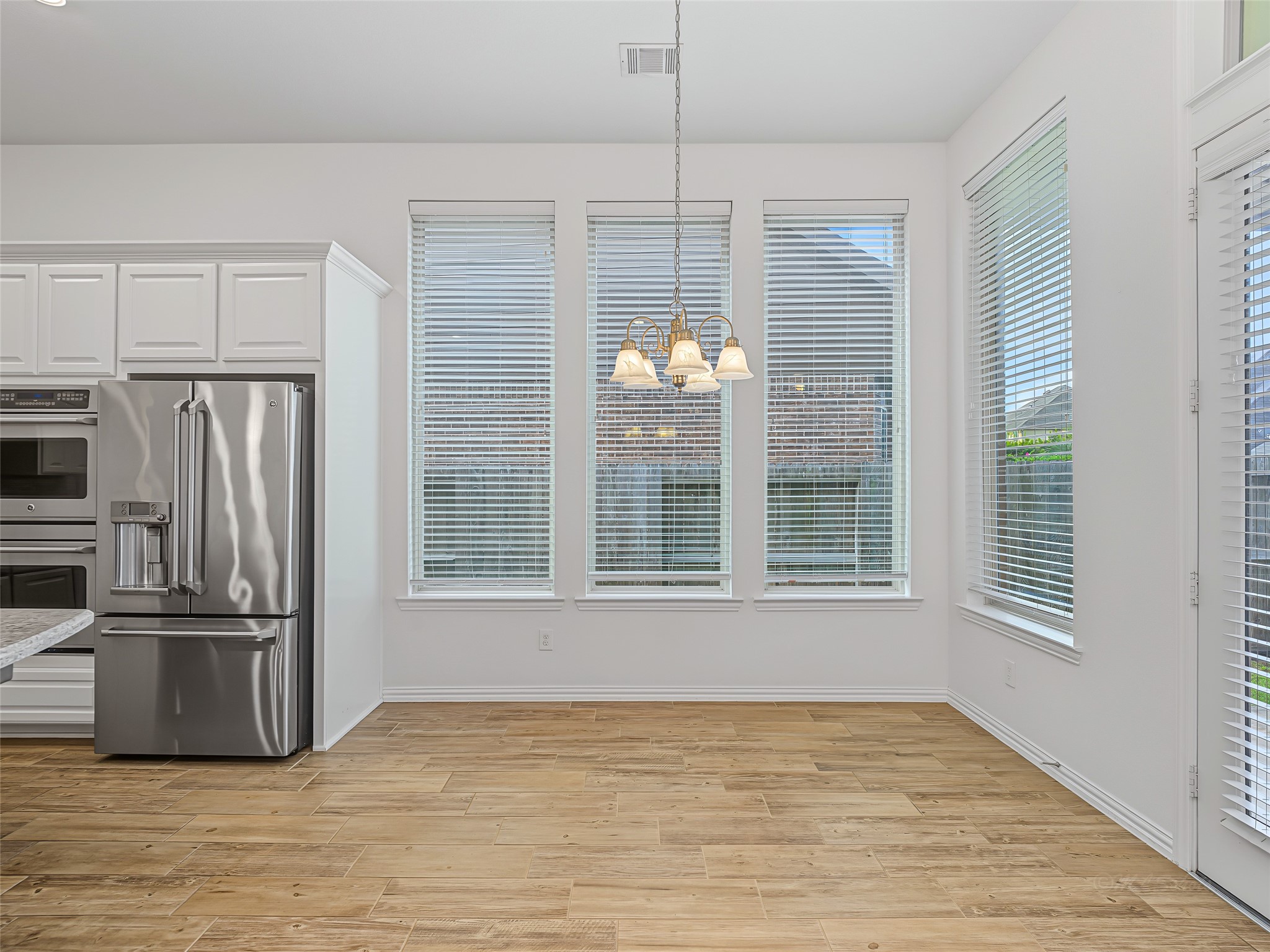 27215 Symphony Creek Lane Property Photo 12