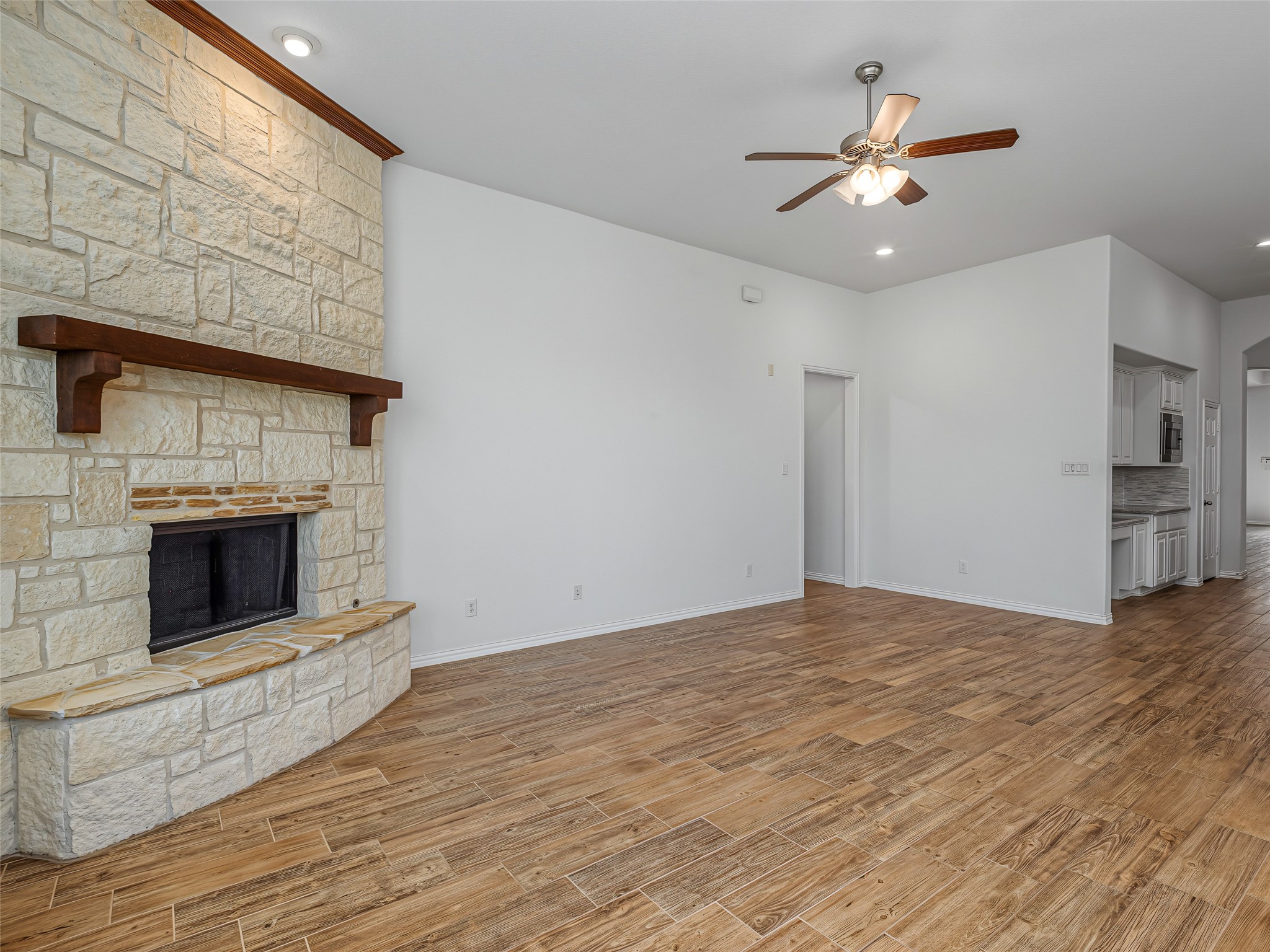 27215 Symphony Creek Lane Property Photo 14