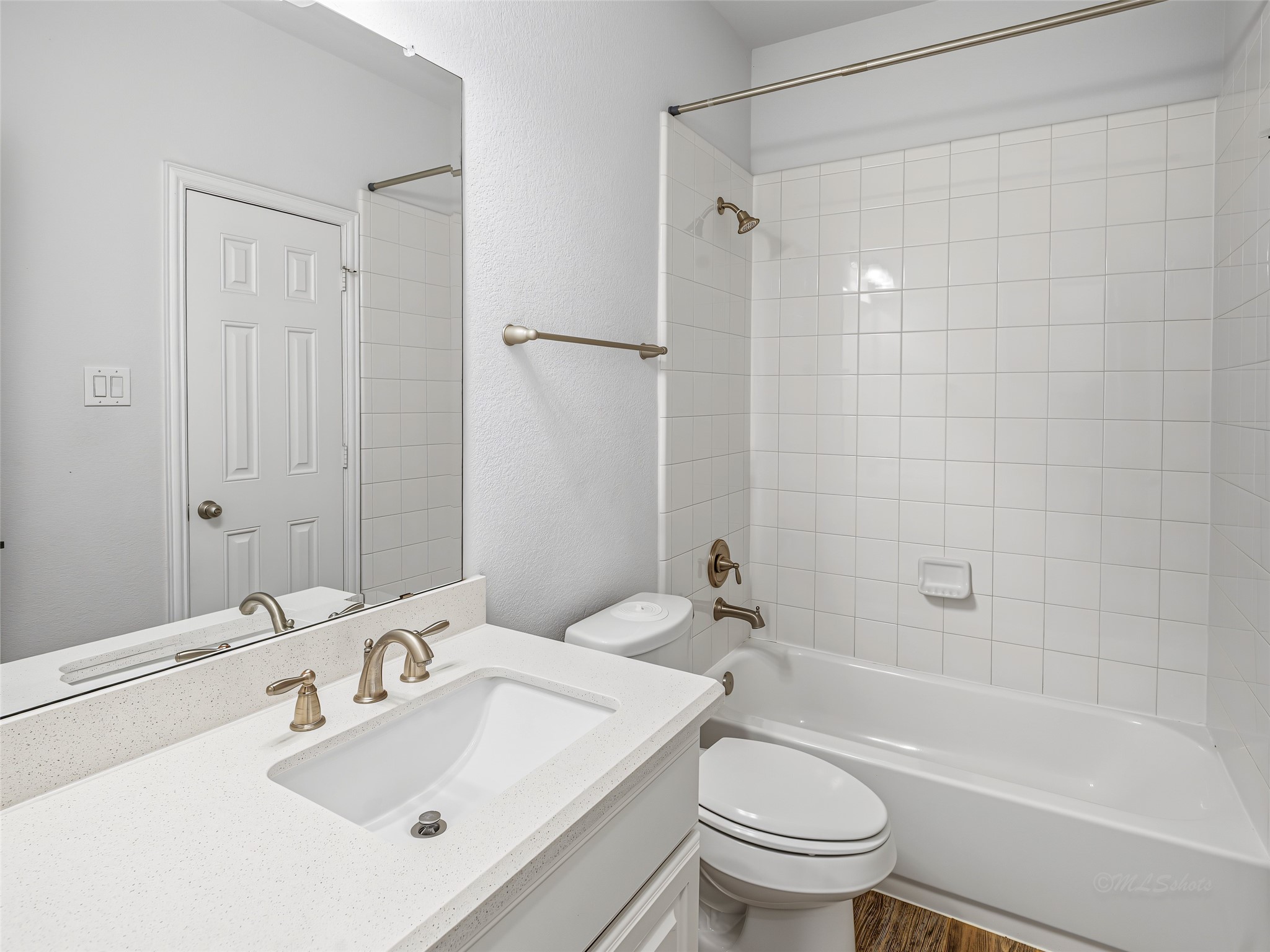 27215 Symphony Creek Lane Property Photo 16