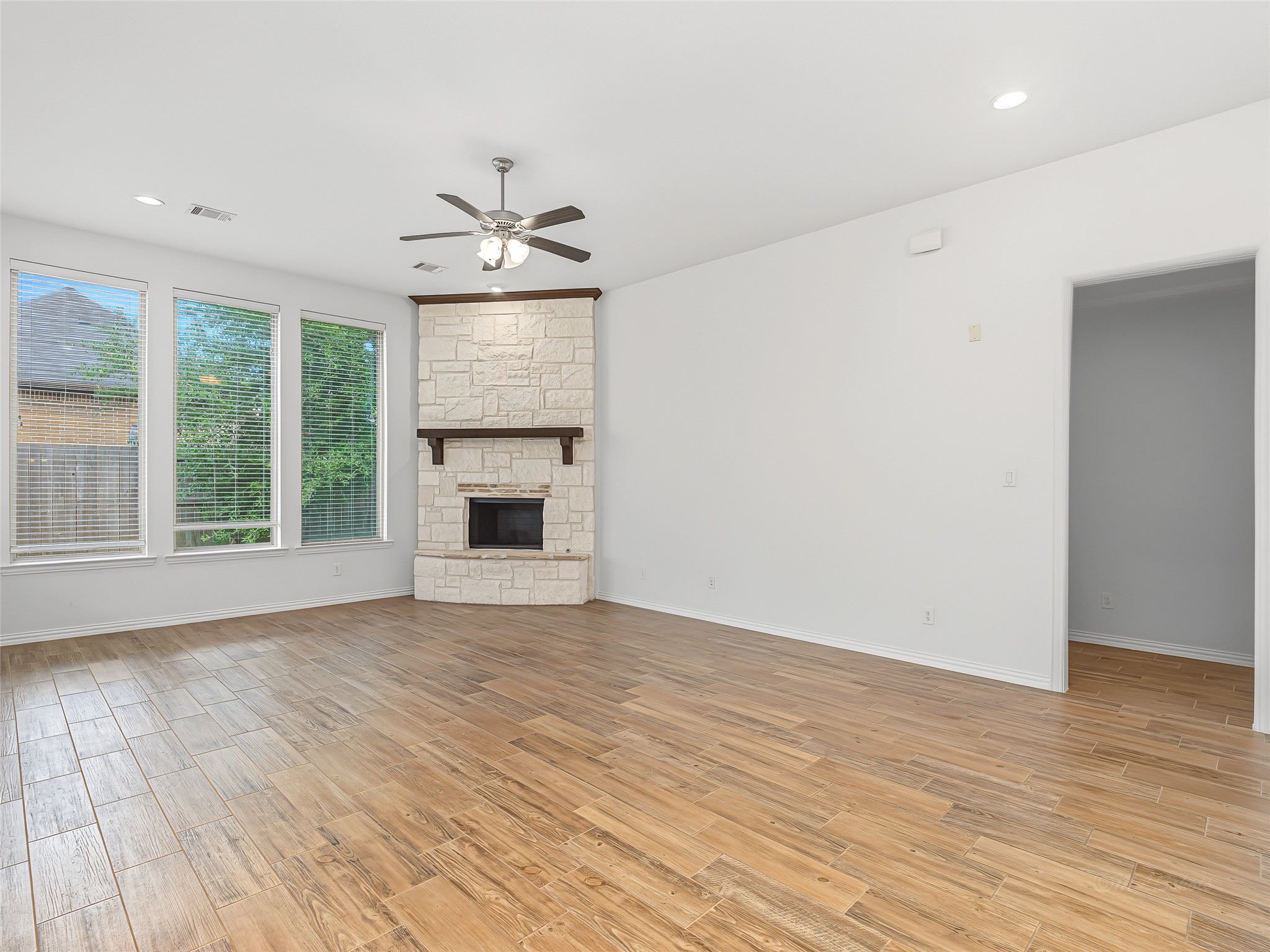 27215 Symphony Creek Lane Property Photo 29