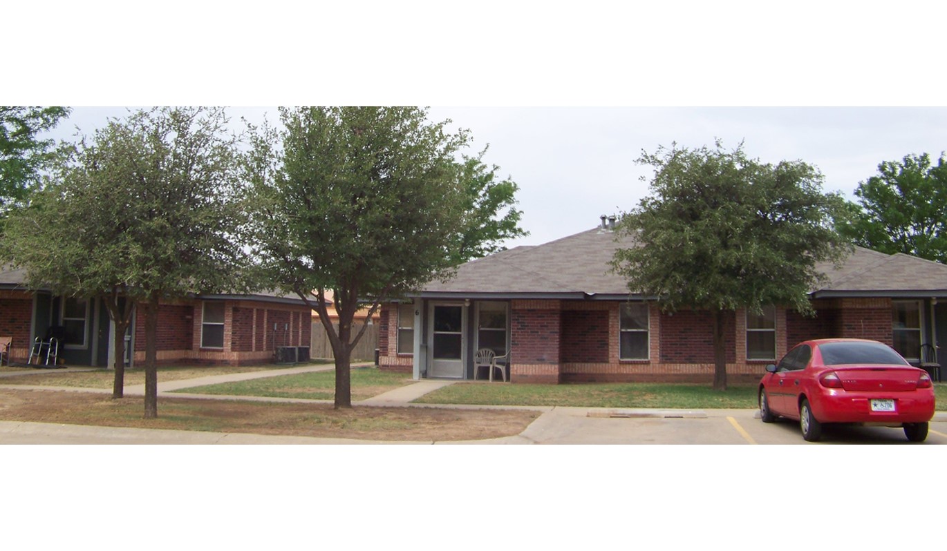 401 Jack Griffin Drive Property Photo 3